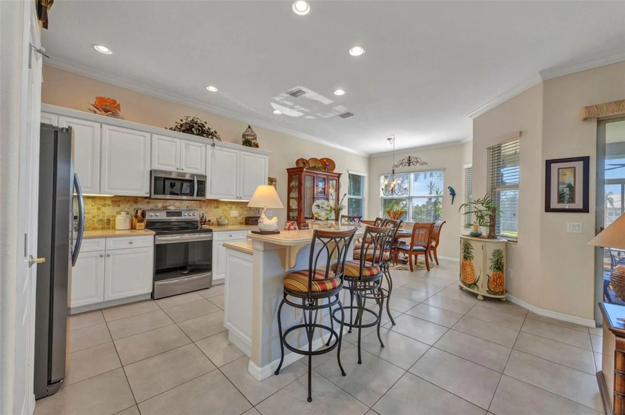 Property Slideshow image 9 of 46 | 1888 knights bridge trl, Port Charlotte, FL, 33980