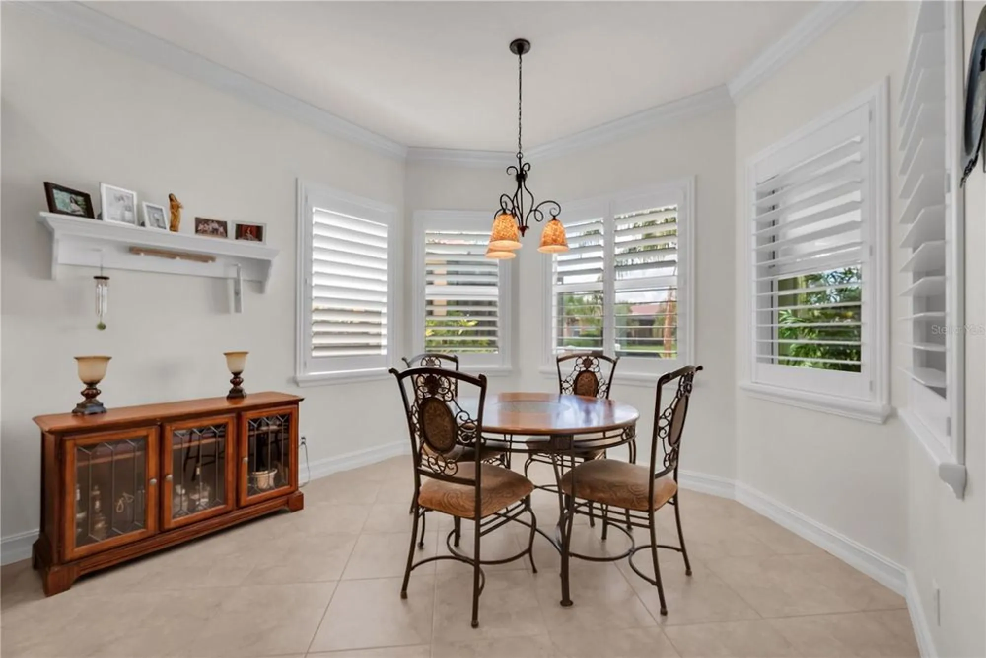 Property Slideshow image 18 of 49 | 15931 golden lakes dr, Wimauma, FL, 33598