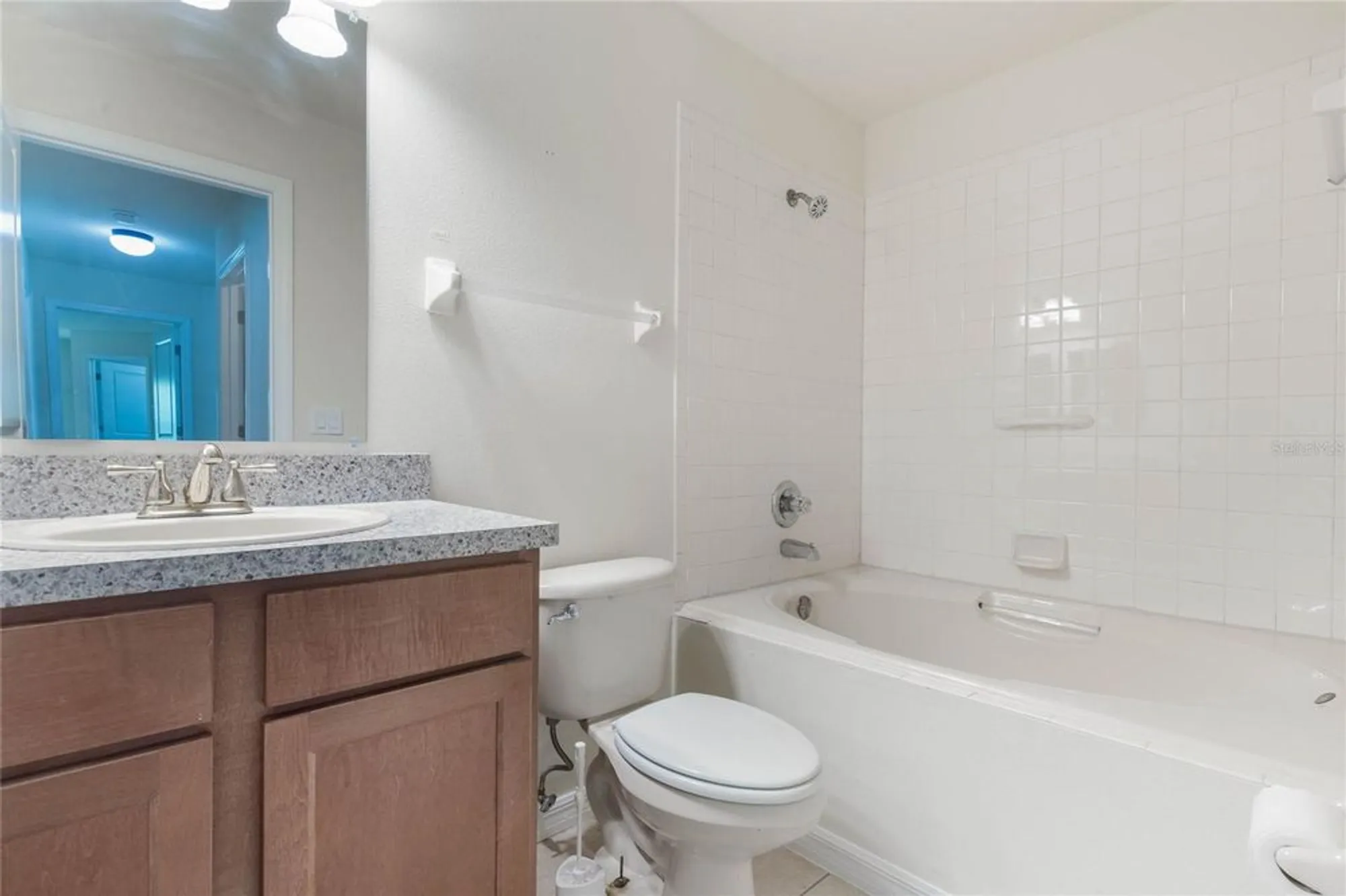 Property Slideshow image 27 of 37 | 24801 cranes roost cir, Leesburg, FL, 34748