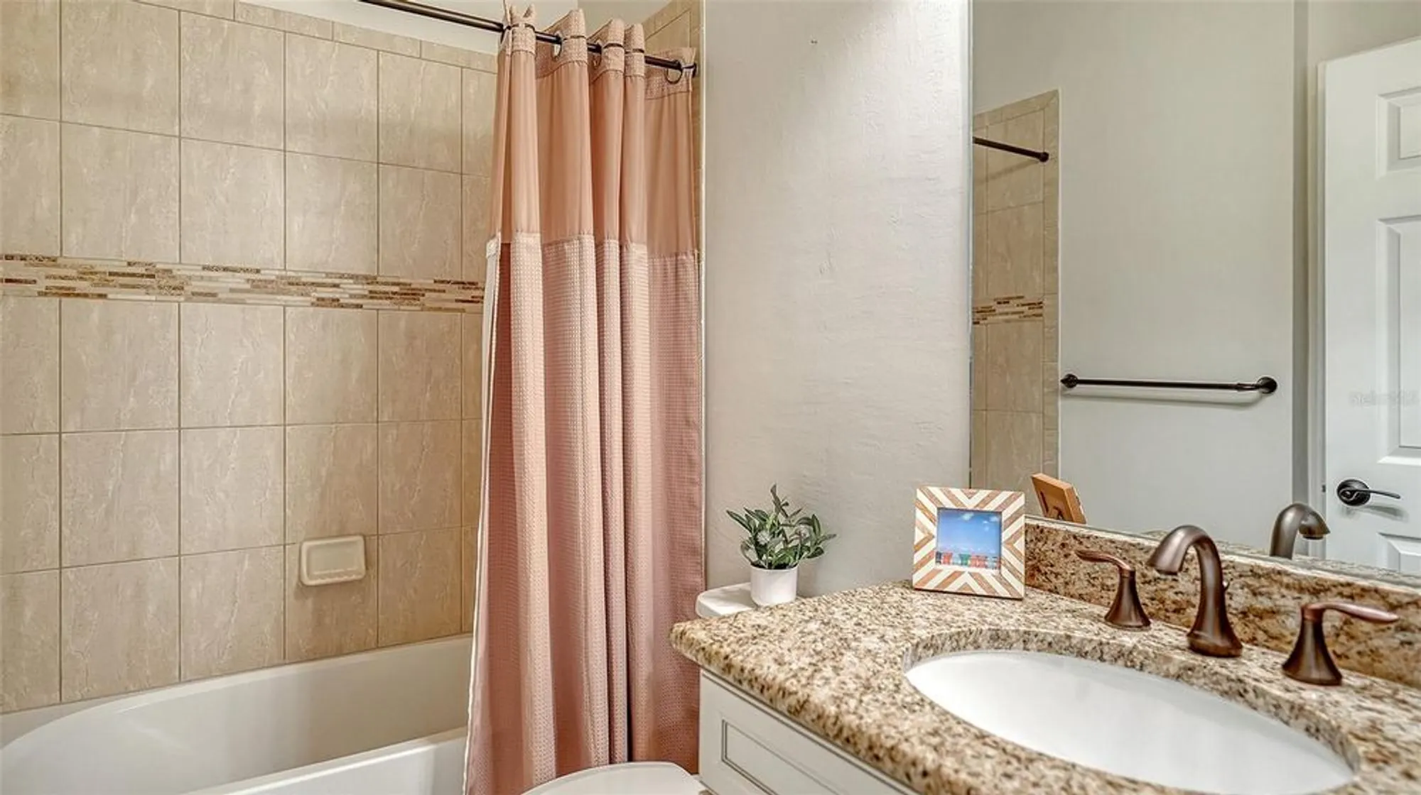 Property Slideshow image 28 of 64 | 5934 caspian tern dr, Sarasota, FL, 34238