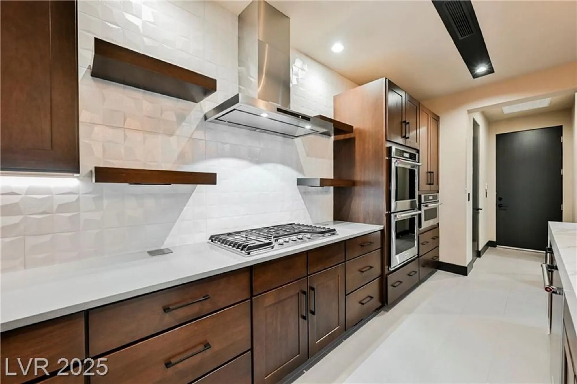 Property Slideshow image 15 of 93 | 20 falling canyon ct, Henderson, NV, 89011