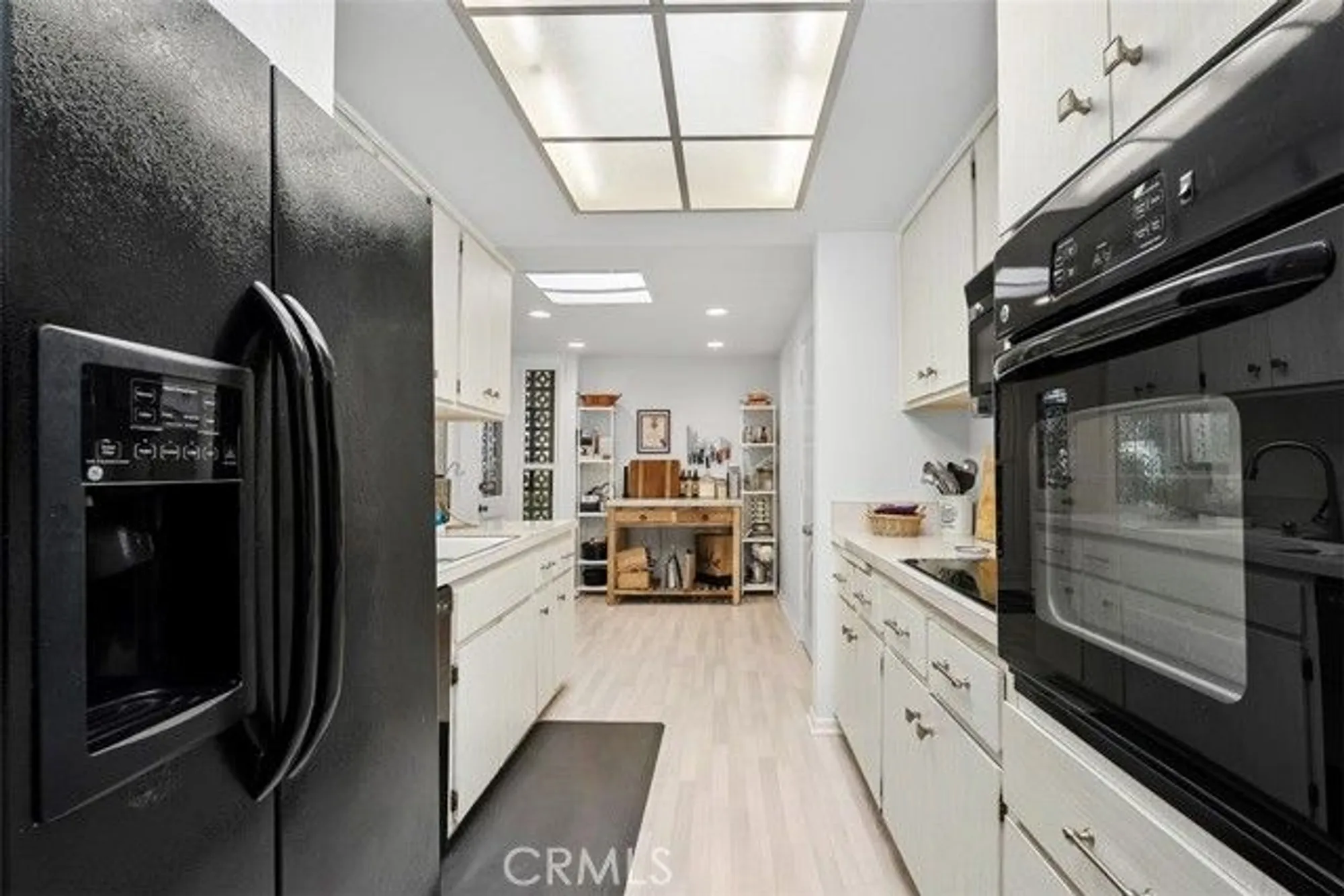 Property Slideshow image 13 of 54 | 207 avenida majorca c, Laguna Woods, CA, 92637