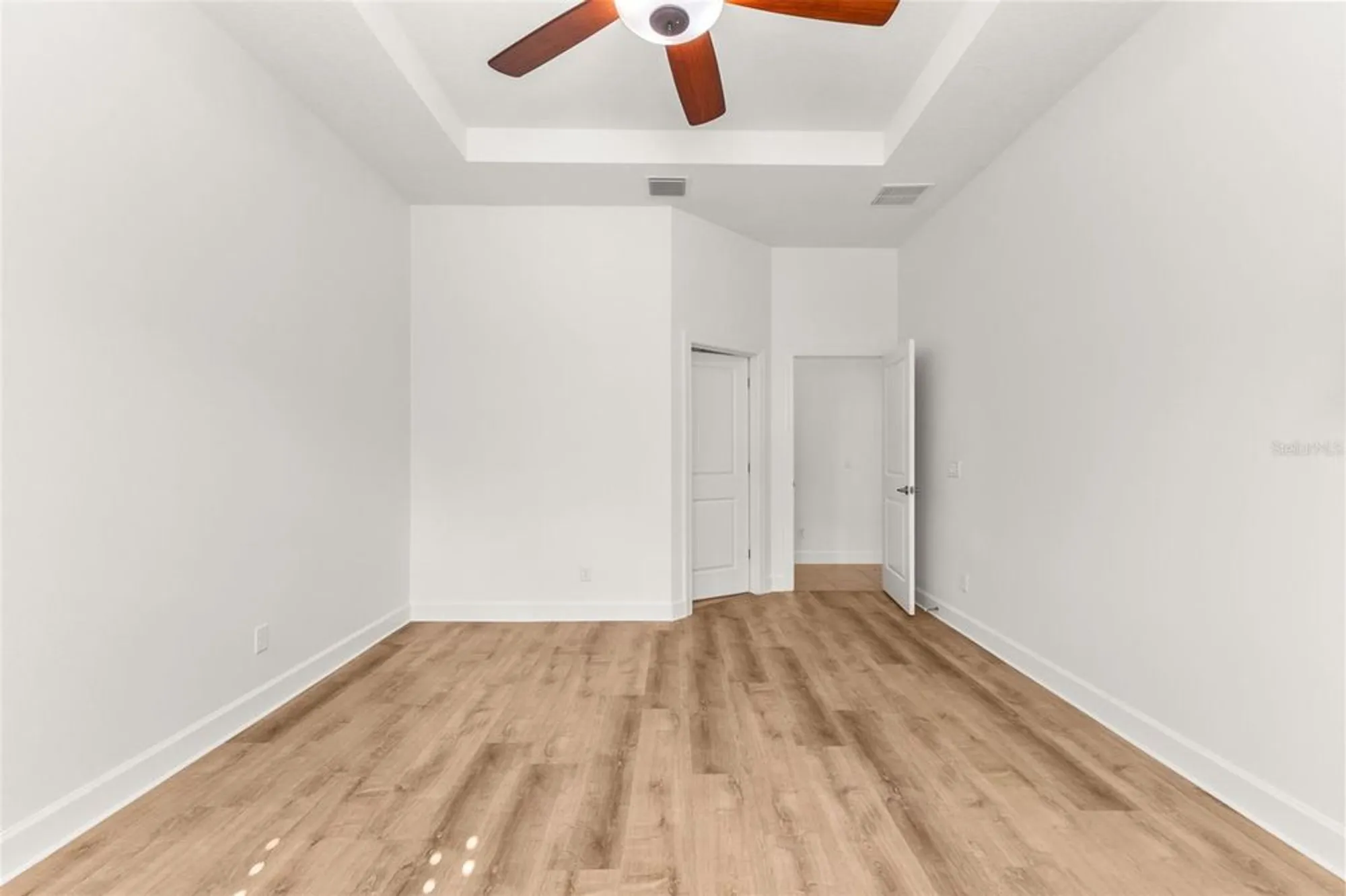 Property Slideshow image 20 of 44 | 5242 napoli run, Bradenton, FL, 34211