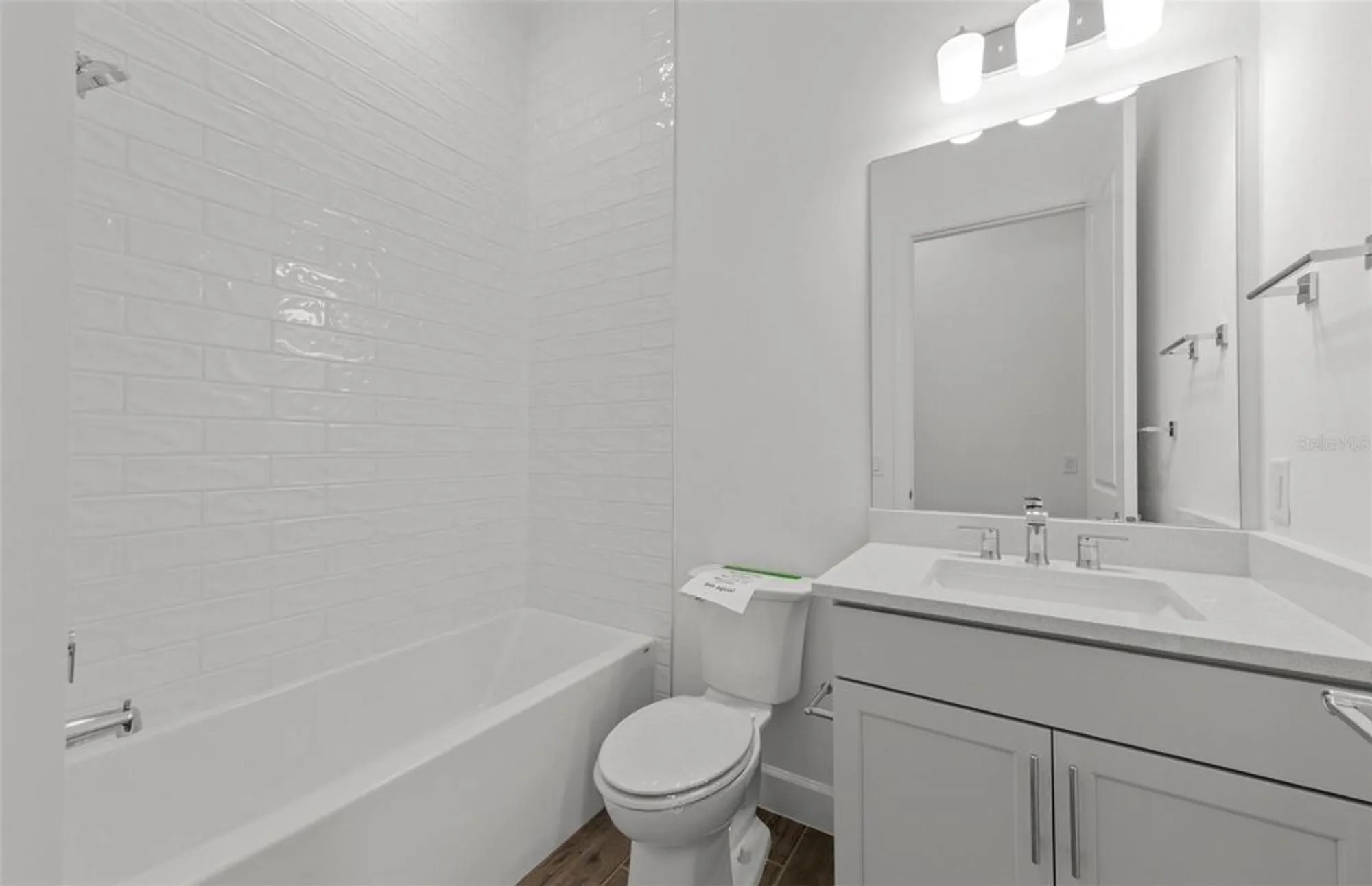 Property Slideshow image 32 of 37 | 5008 stoney point gln, Lakewood Ranch, FL, 34211