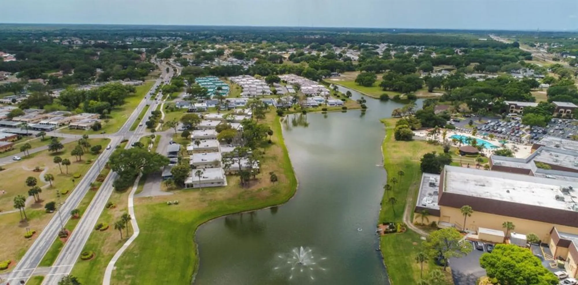Property Slideshow image 33 of 85 | 1902 dandridge st 24, Sun City Center, FL, 33573