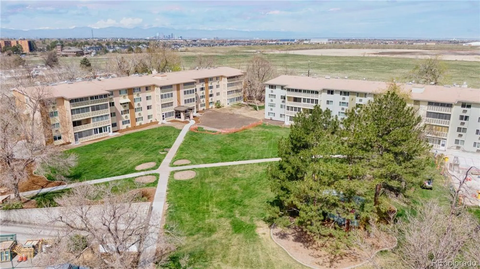 Property Slideshow image 23 of 24 | 9335 e center ave apt 1b, Denver, CO, 80247