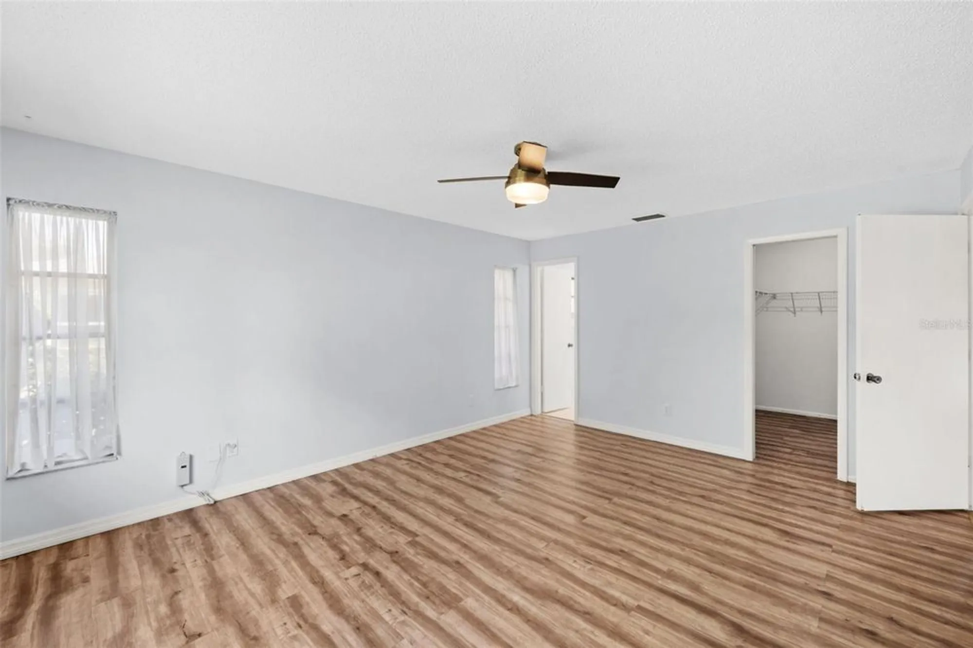 Property Slideshow image 40 of 70 | 7082 w country club dr n # 7082, Sarasota, FL, 34243