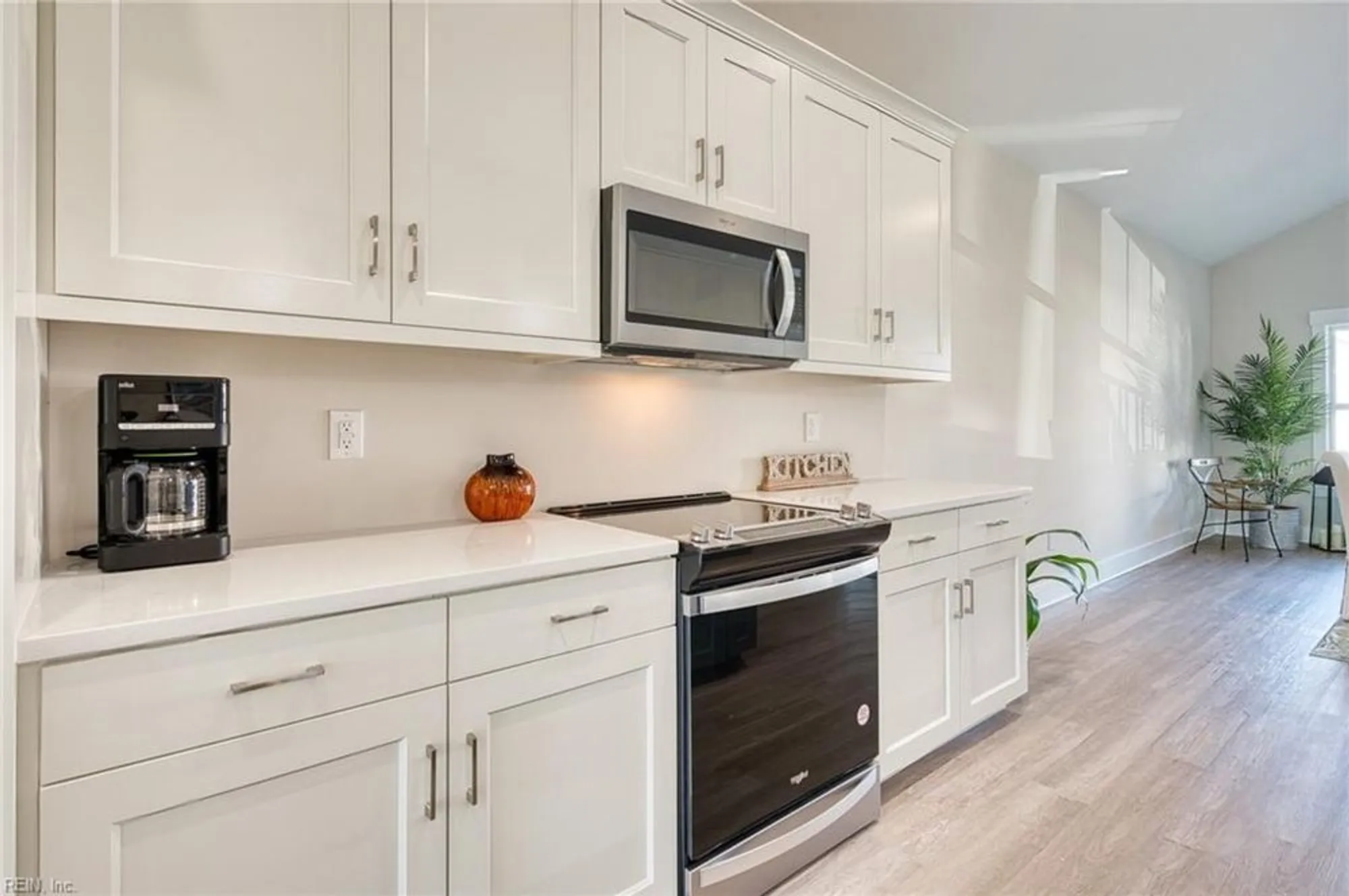Property Slideshow image 10 of 22 | 1106 hitchens ln, Williamsburg, VA, 23188