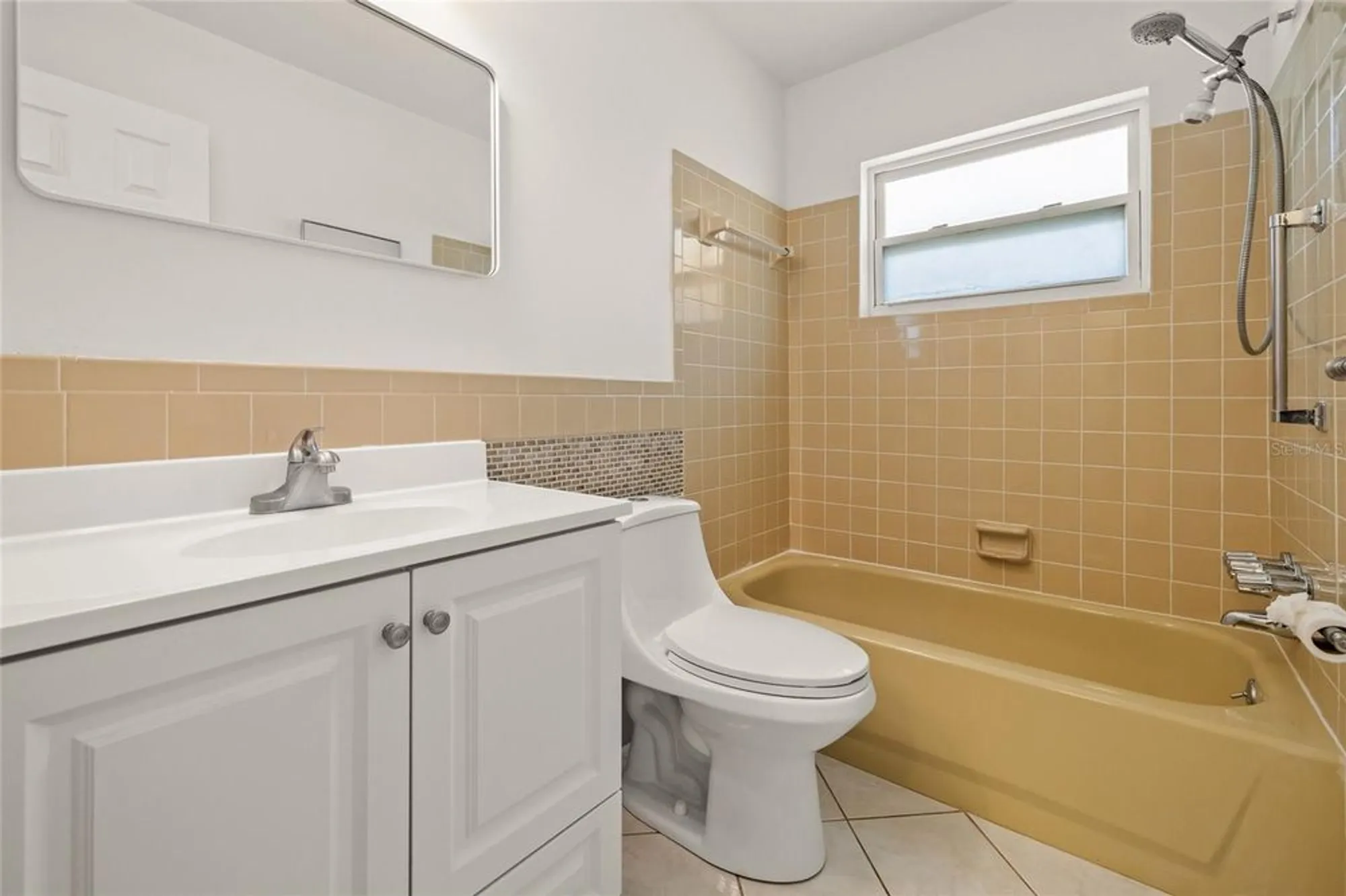 Property Slideshow image 23 of 44 | 9460 45th way n, Pinellas Park, FL, 33782