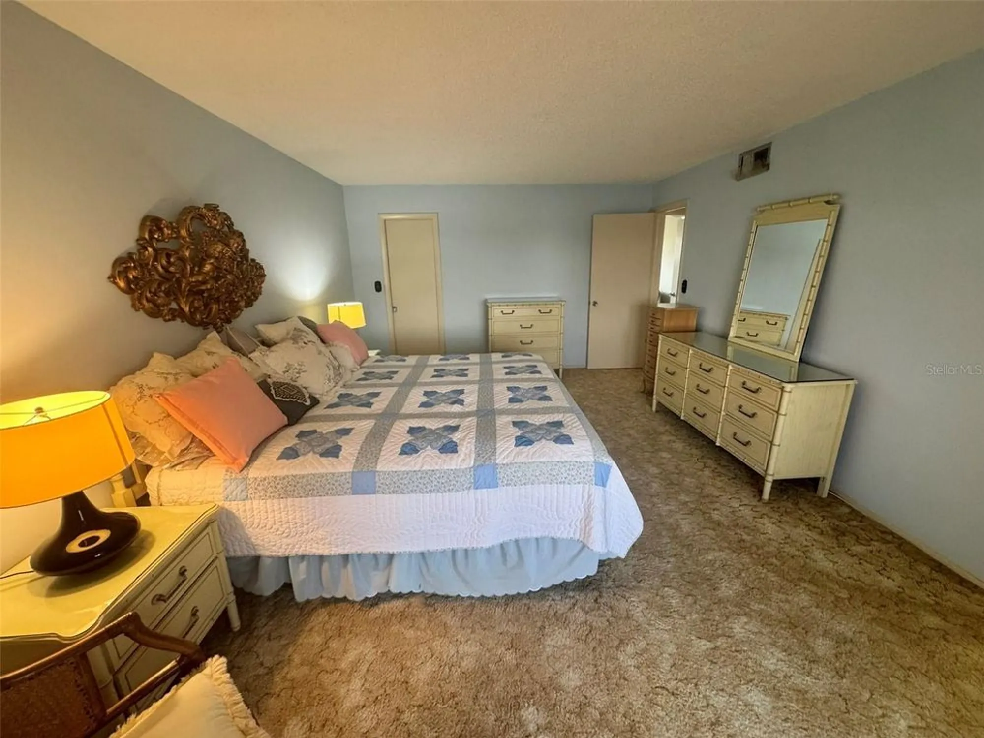 Property Slideshow image 20 of 51 | 4775 cove cir apt 403, St Petersburg, FL, 33708