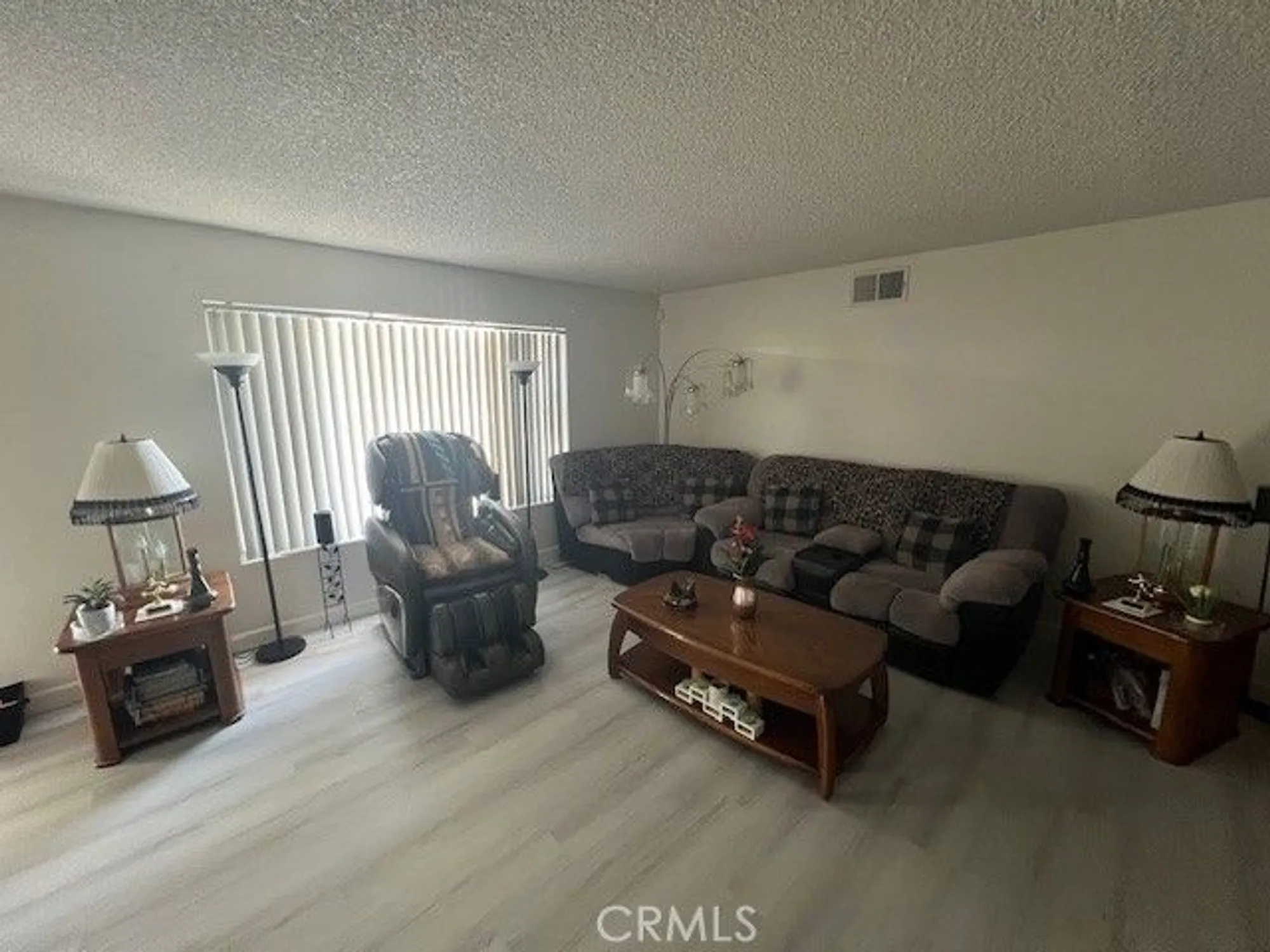 Property Slideshow image 12 of 73 | 1140 amberwood dr, Hemet, CA, 92543