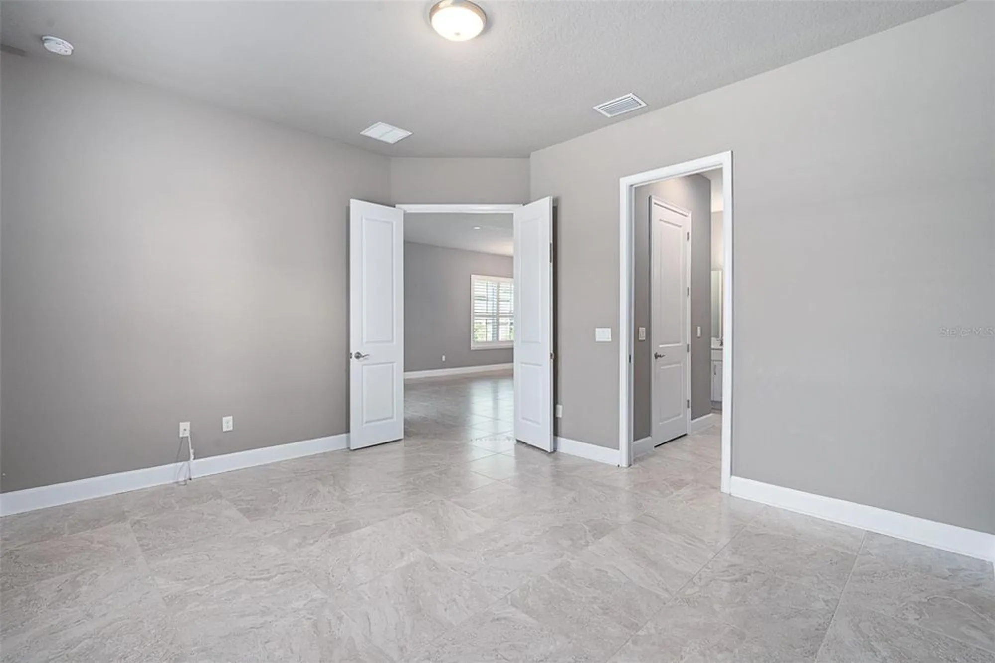 Property Slideshow image 19 of 47 | 856 pinewood dr, Ormond Beach, FL, 32174