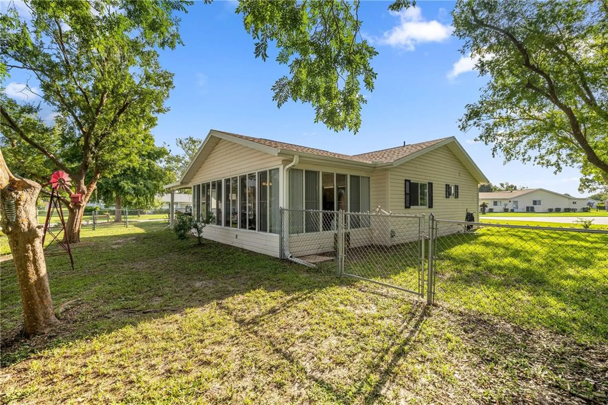 Property Slideshow image 25 of 42 | 17970 se 102nd ct, Summerfield, FL, 34491
