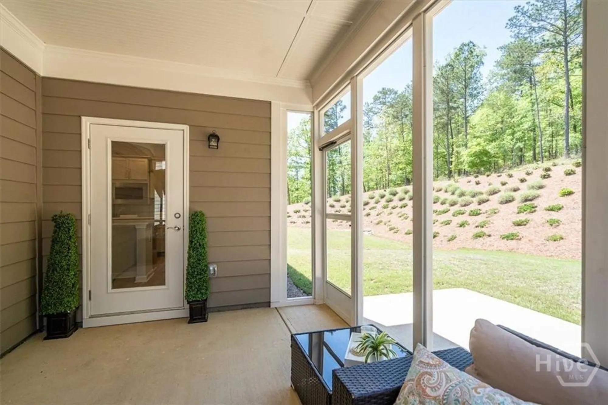 Property Slideshow image 26 of 56 | 1260 starboard way, Greensboro, GA, 30642