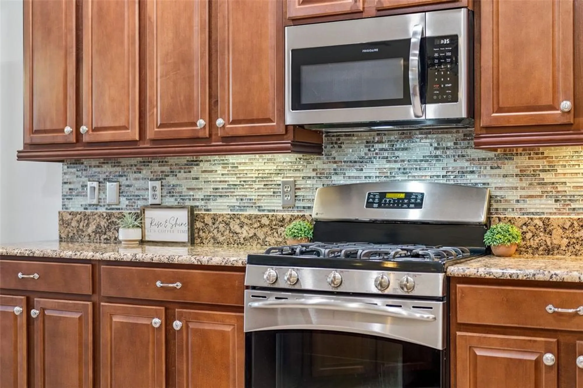 Property Slideshow image 21 of 56 | 1631 victoria gardens dr, Deland, FL, 32724