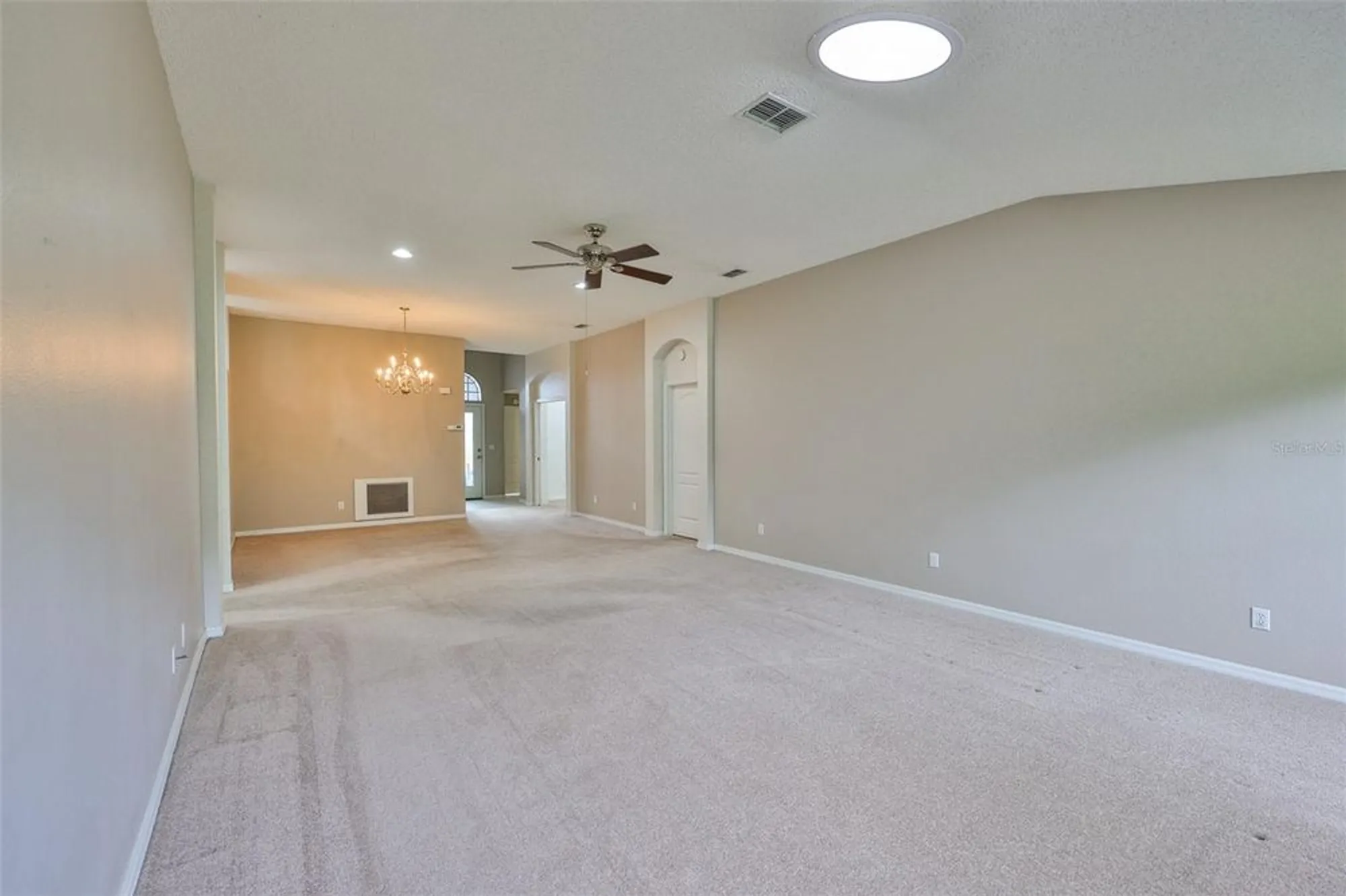 Property Slideshow image 8 of 59 | 920 villeroy greens dr, Sun City Center, FL, 33573