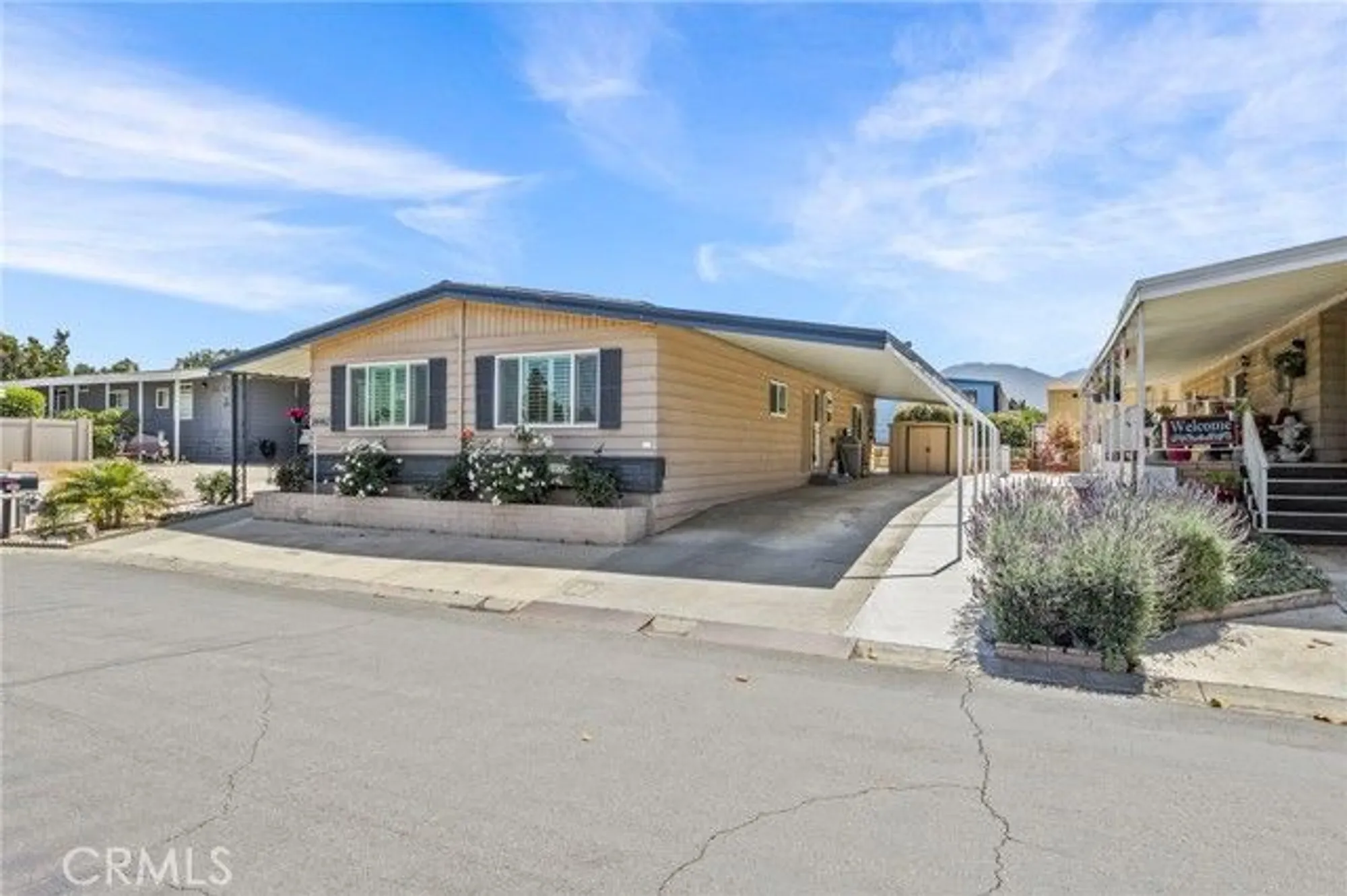 Property Slideshow image 2 of 40 | 1440 ridgemont way, Corona, CA, 92882