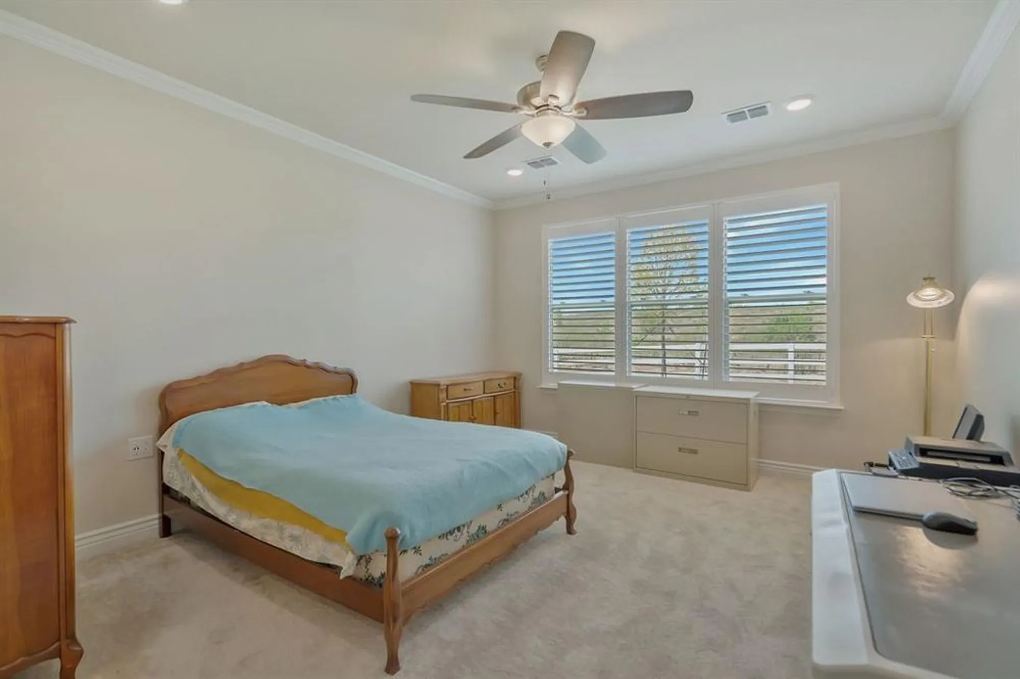 Property Slideshow image 20 of 36 | 11404 iron bark dr, Denton, TX, 76207