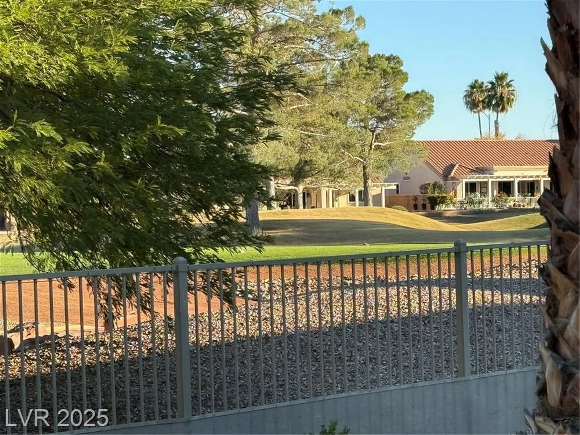 Property Slideshow image 57 of 70 | 2920 crown ridge dr, Las Vegas, NV, 89134