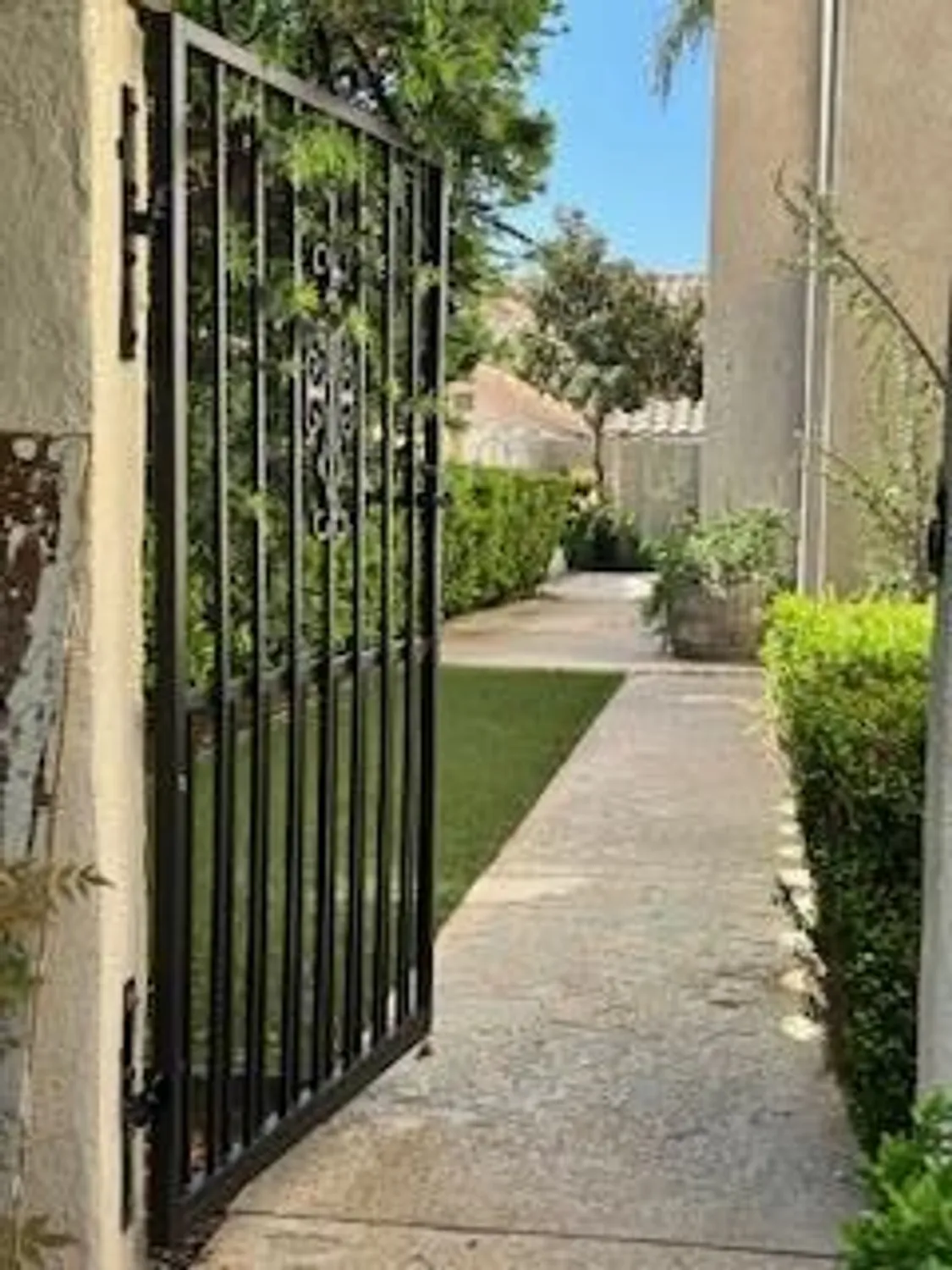 Property Slideshow image 5 of 6 | 6240 firestone cir, Banning, CA, 92220