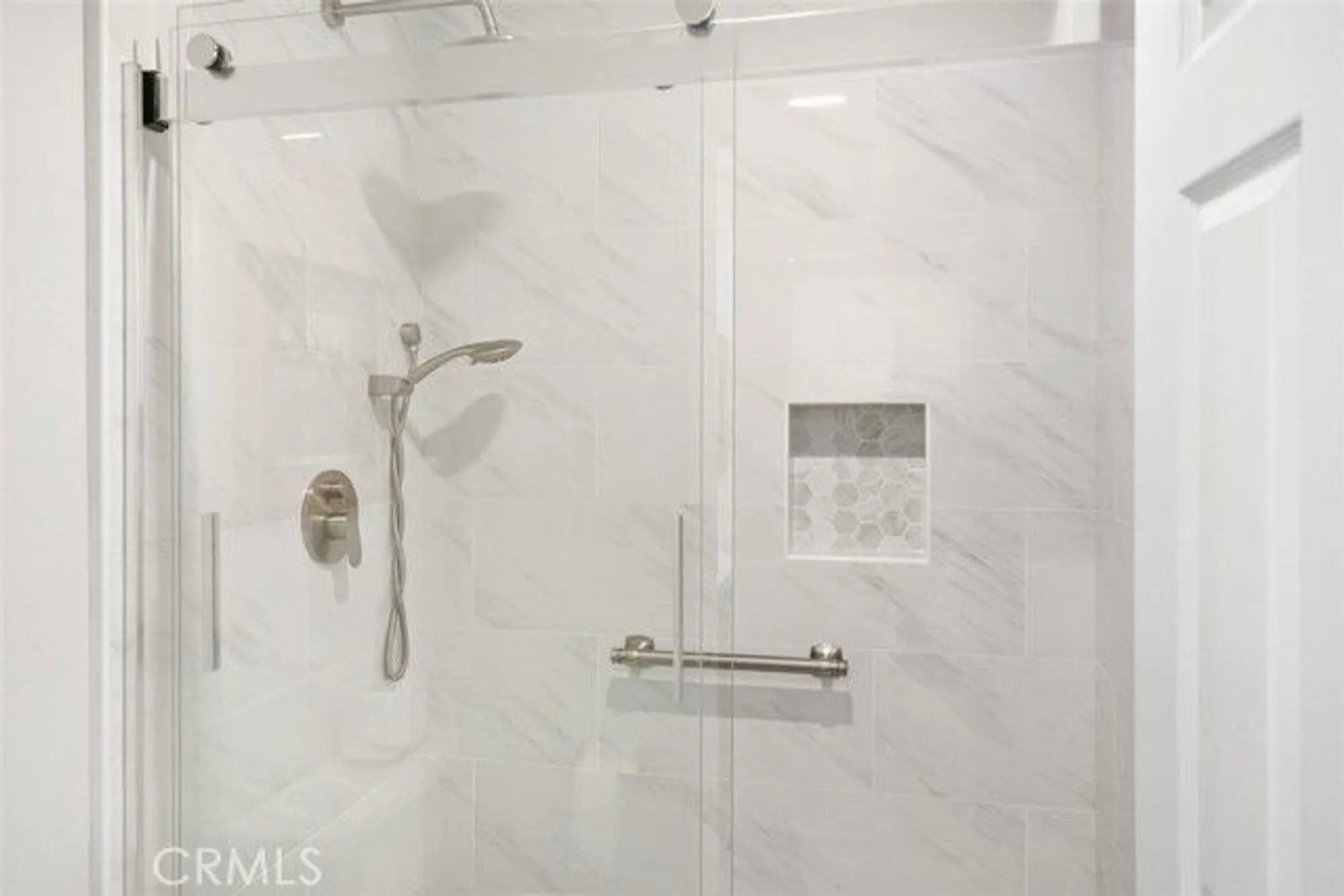 Property Slideshow image 12 of 36 | 3510 lilac ave 13, Corona Del Mar, CA, 92625