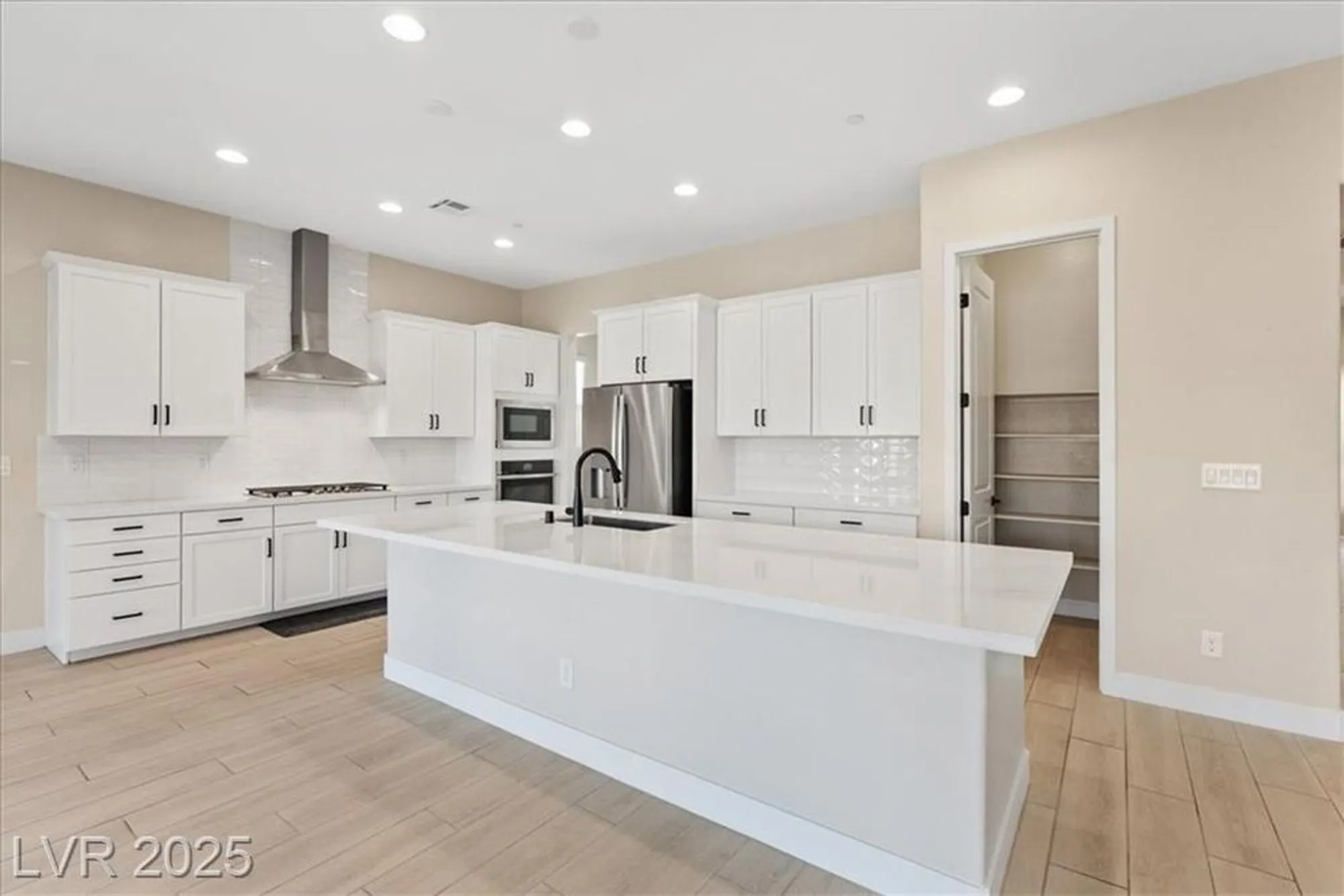 Property Slideshow image 14 of 35 | 85 cathedral wash pl, Henderson, NV, 89011