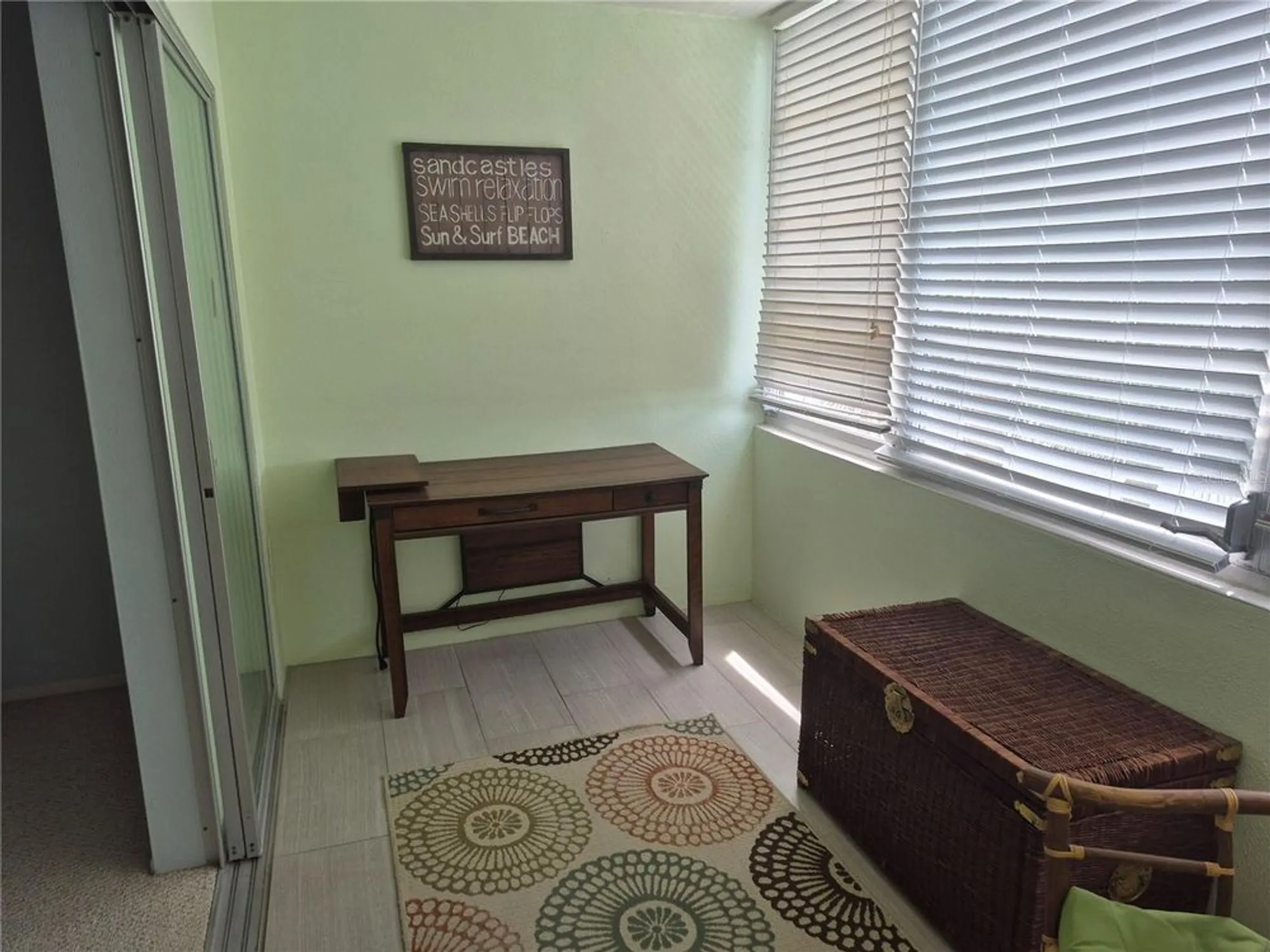 Property Slideshow image 15 of 25 | 4750 cove cir apt 304, St Petersburg, FL, 33708