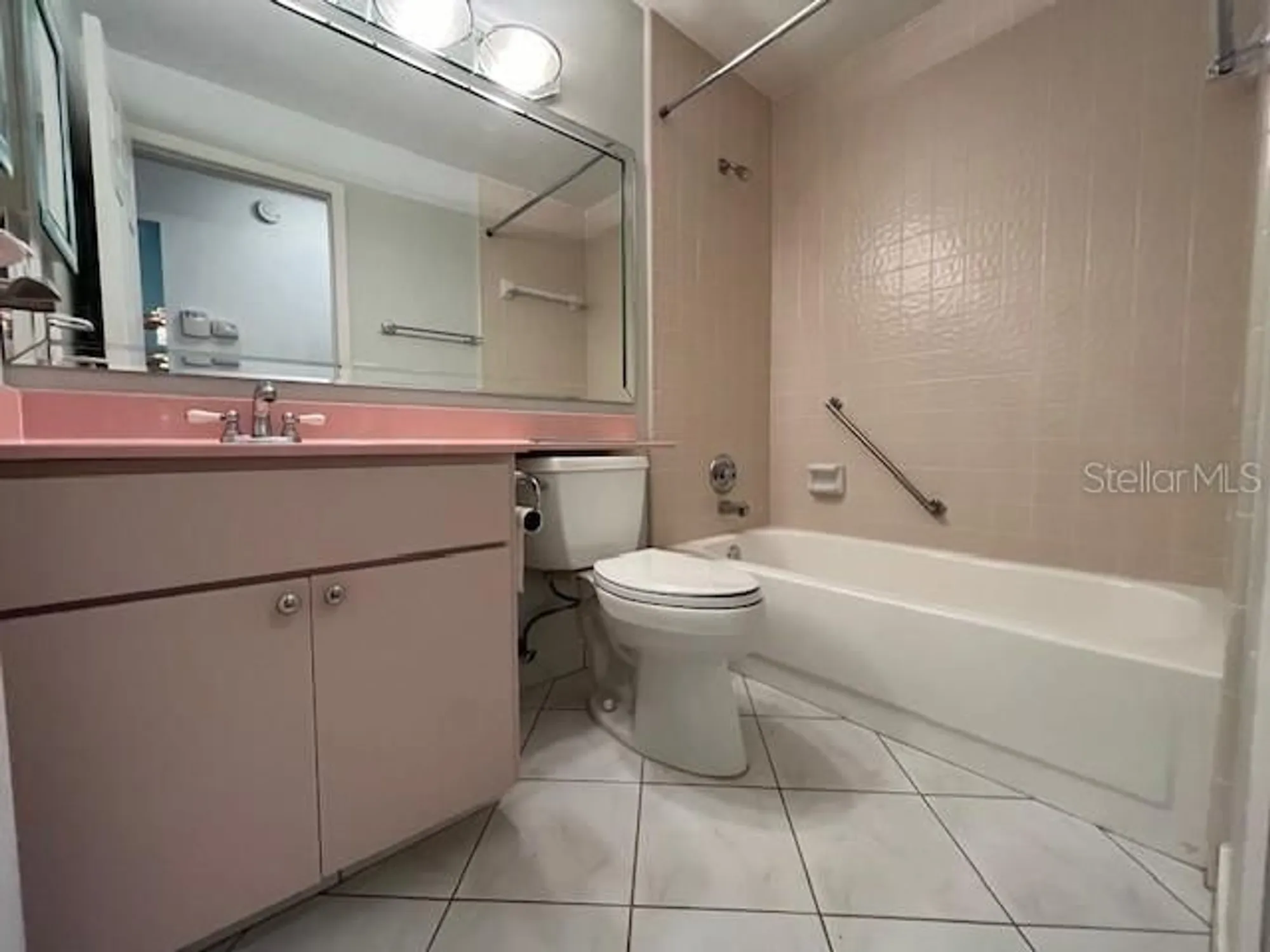 Property Slideshow image 22 of 28 | 1725 pine ridge way e apt e c, Palm Harbor, FL, 34684
