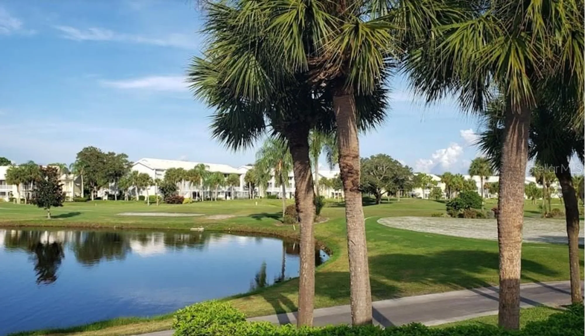 Property Slideshow image 46 of 76 | 425 cerromar ter 359, Venice, FL, 34293