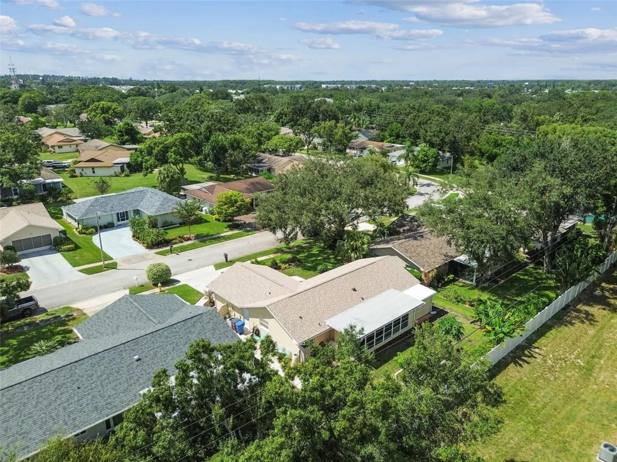 Property Slideshow image 76 of 99 | 2834 thistle ct, Palm Harbor, FL, 34684