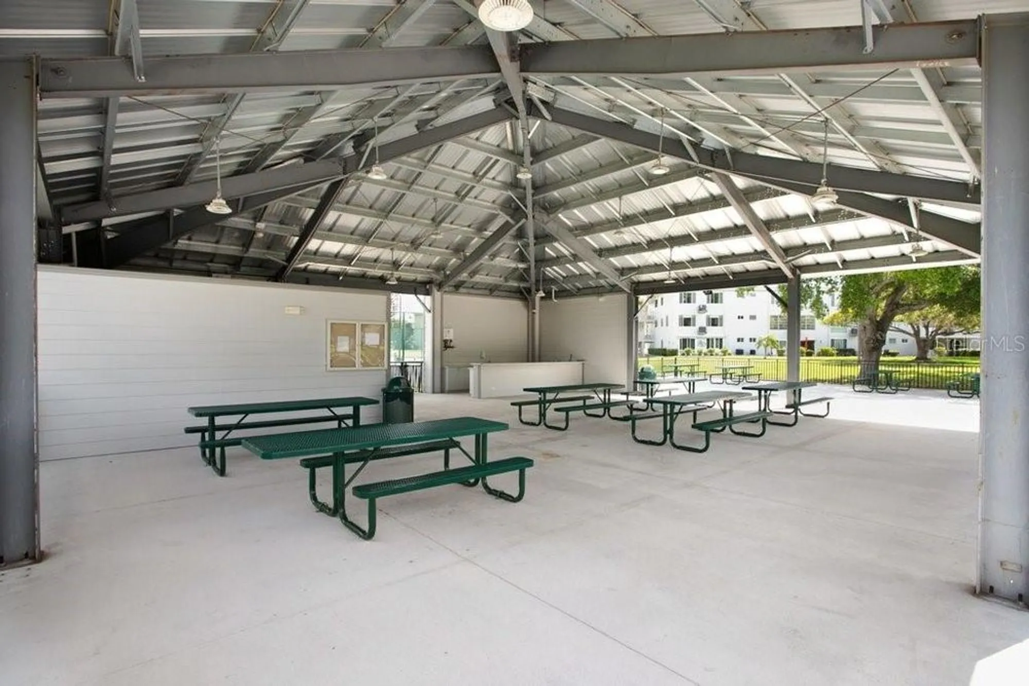 Property Slideshow image 34 of 46 | 2361 jamaican st 51, Clearwater, FL, 33763