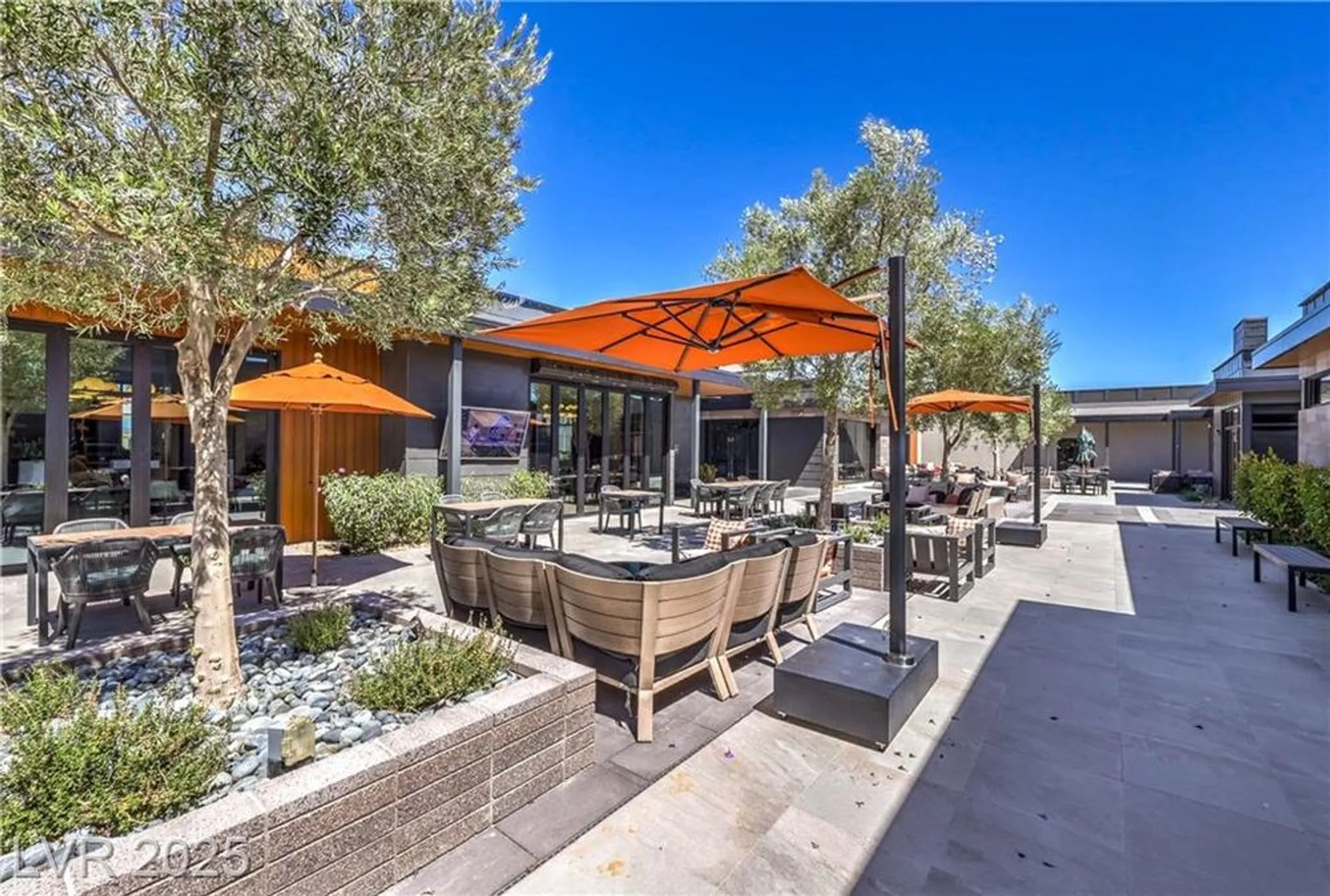 Property Slideshow image 39 of 52 | 9584 sard ln, Las Vegas, NV, 89143