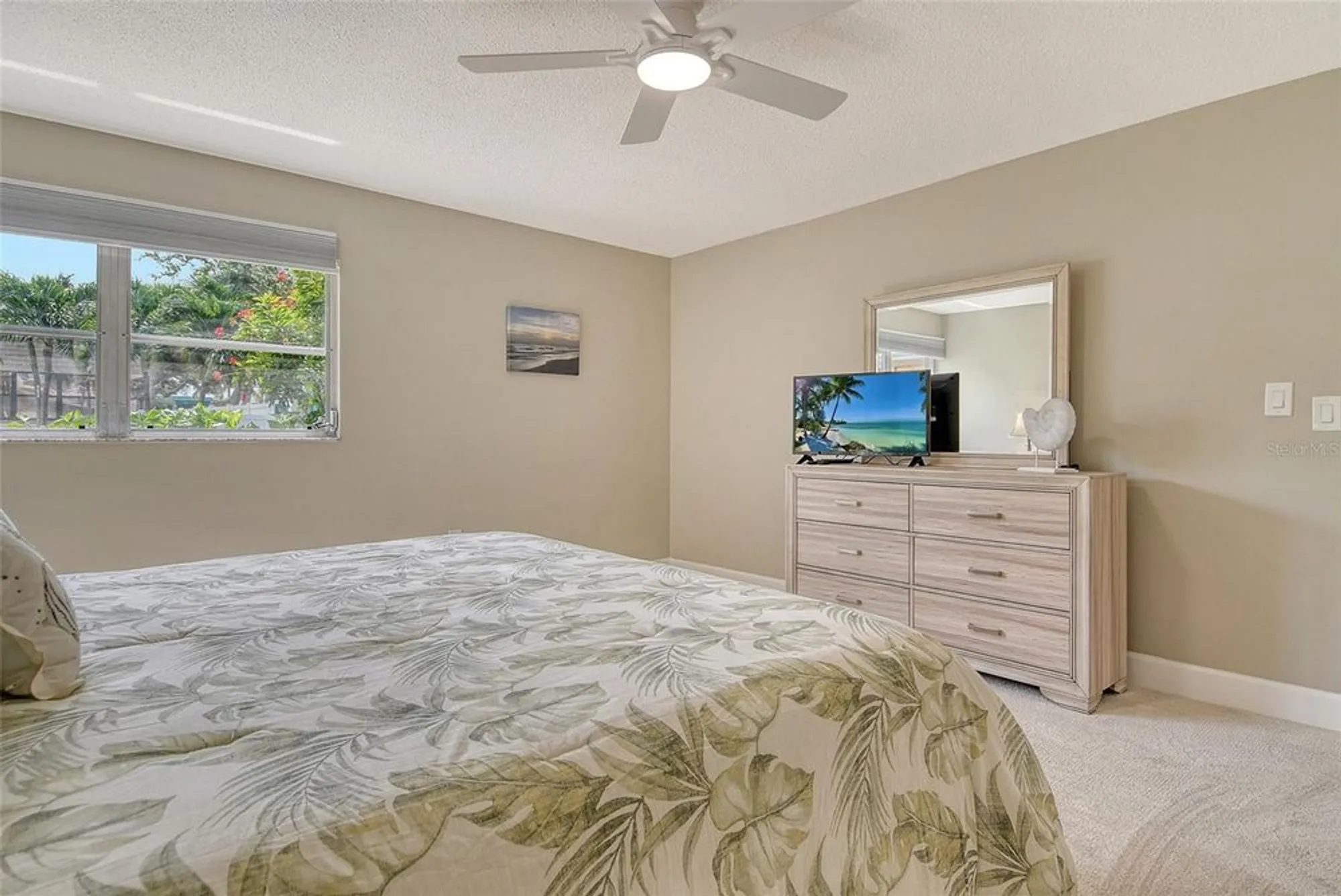 Property Slideshow image 25 of 68 | 143 whispering sands dr # v30, Sarasota, FL, 34242