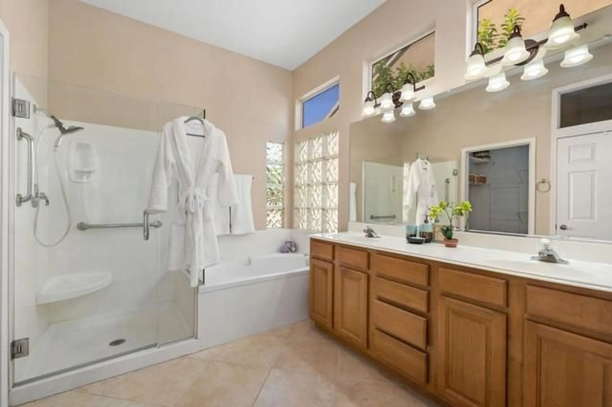 Property Slideshow image 9 of 94 | 78610 sunrise mountain vw, Palm Desert, CA, 92211