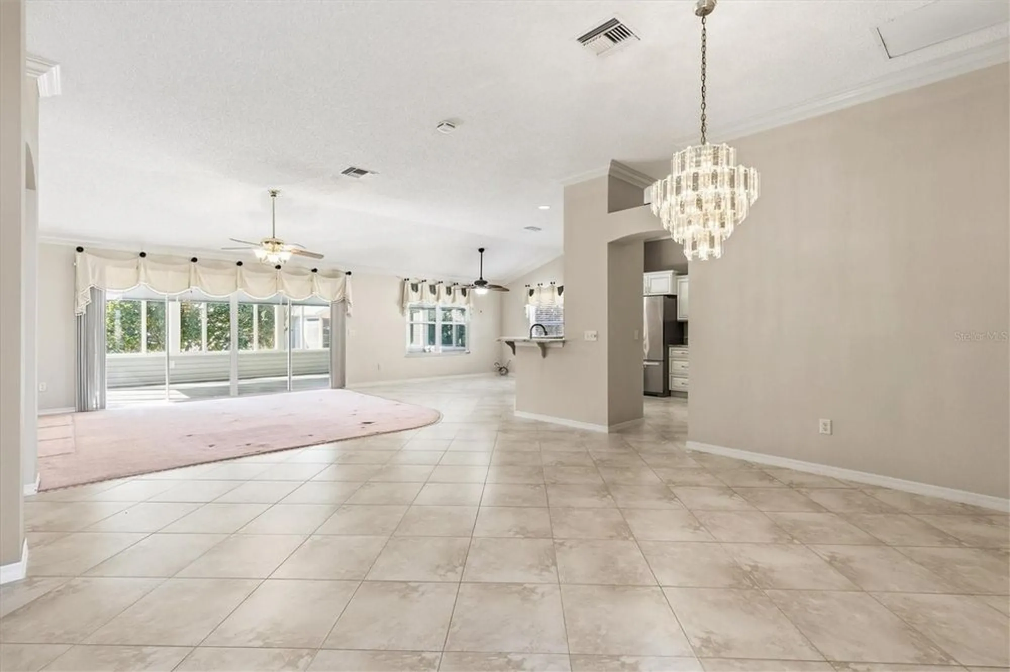 Property Slideshow image 4 of 34 | 1422 segovia pl, The Villages, FL, 32162