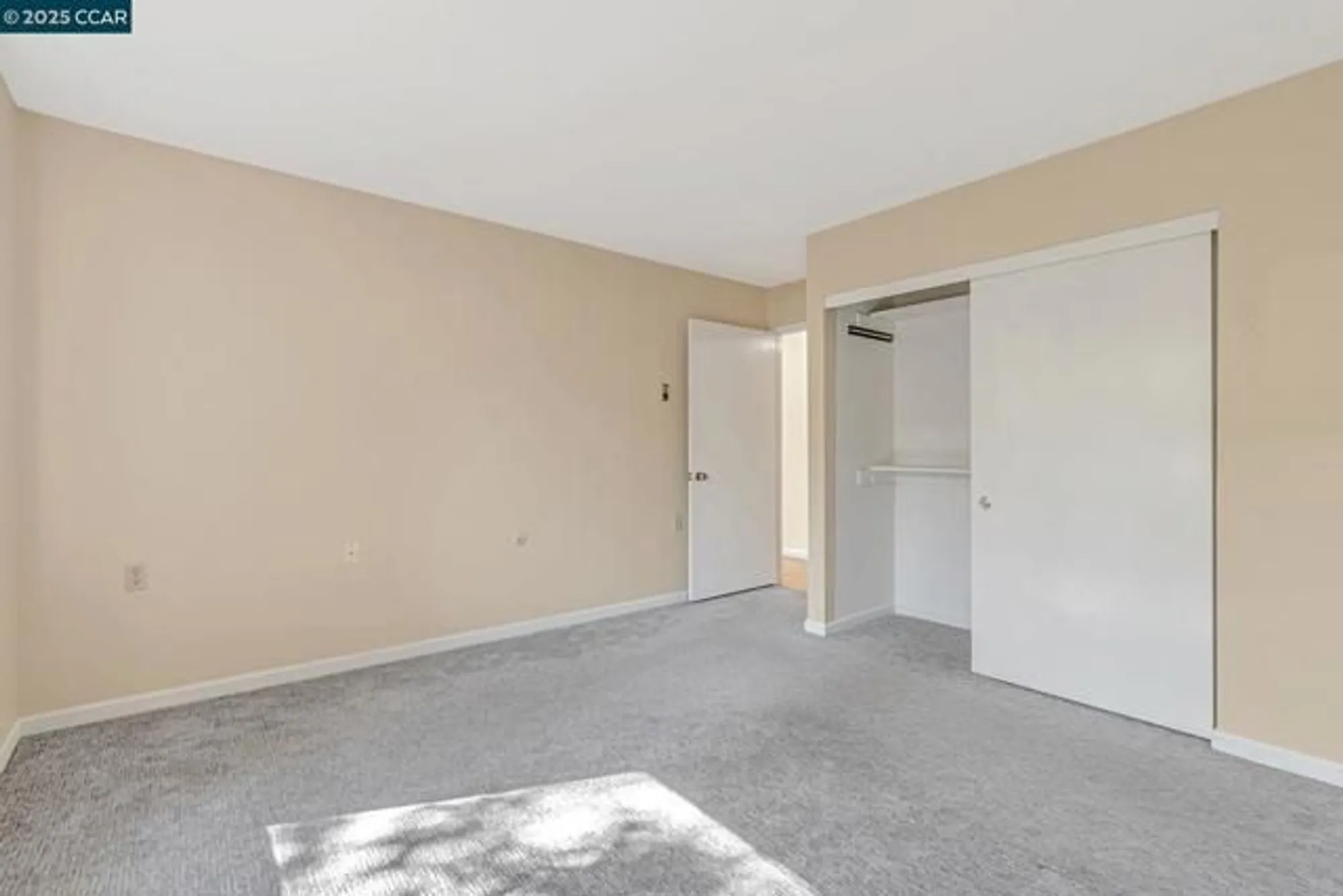 Property Slideshow image 22 of 30 | 1909 skycrest dr 2, Walnut Creek, CA, 94595