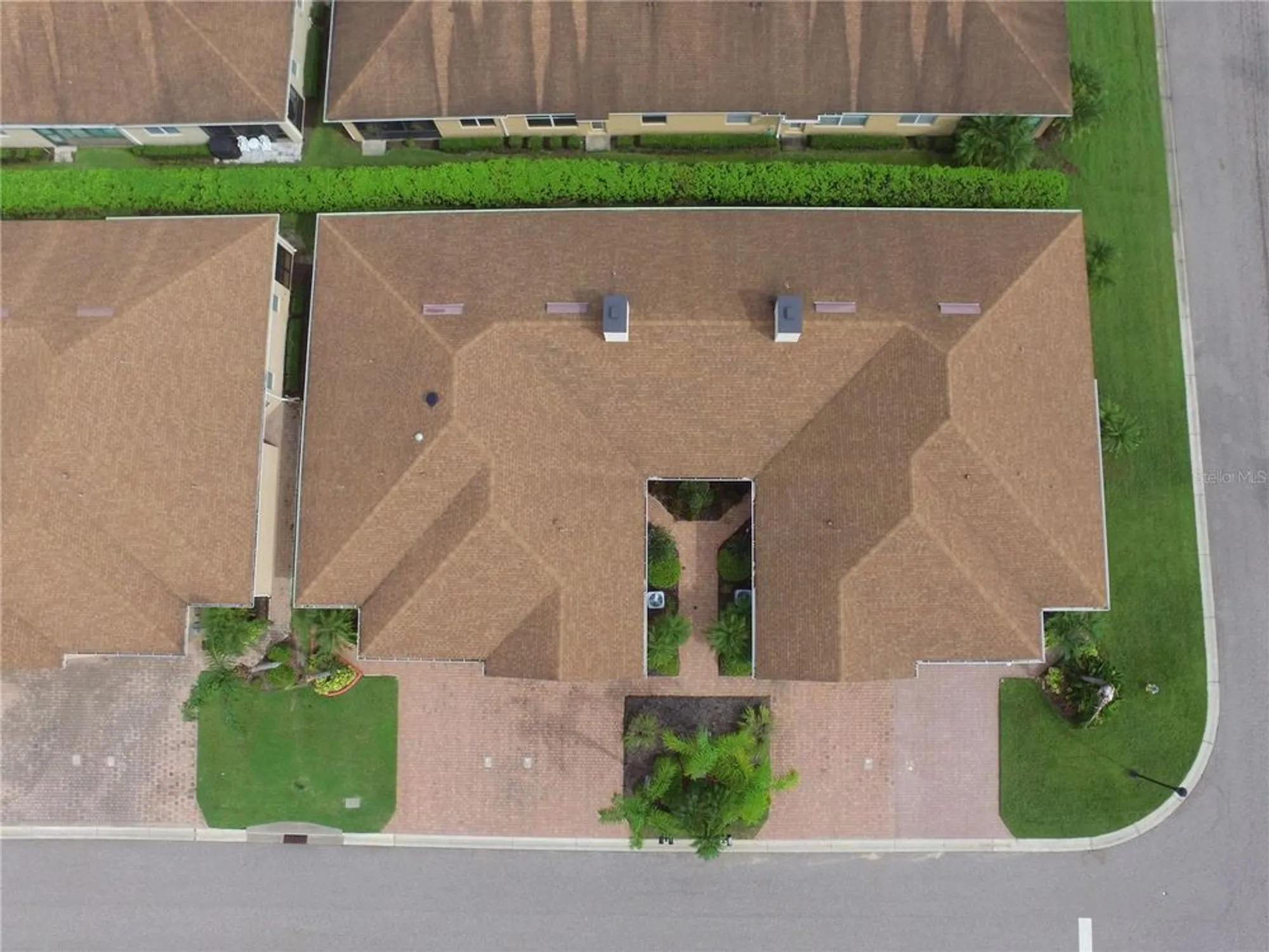 Property Slideshow image 34 of 68 | 1613 linz ct, Winter Haven, FL, 33884