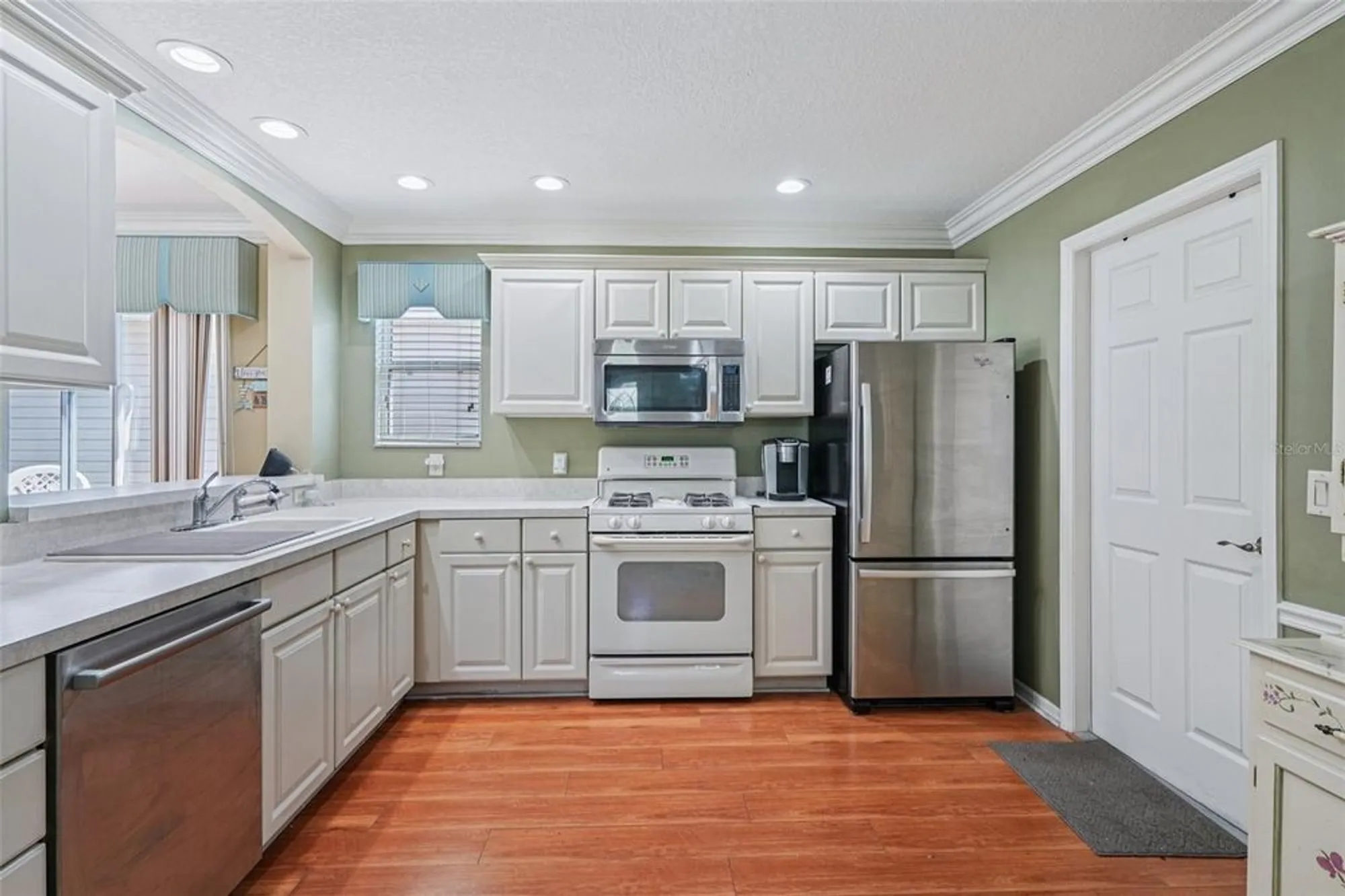 Property Slideshow image 12 of 33 | 523 richburg st, The Villages, FL, 32162