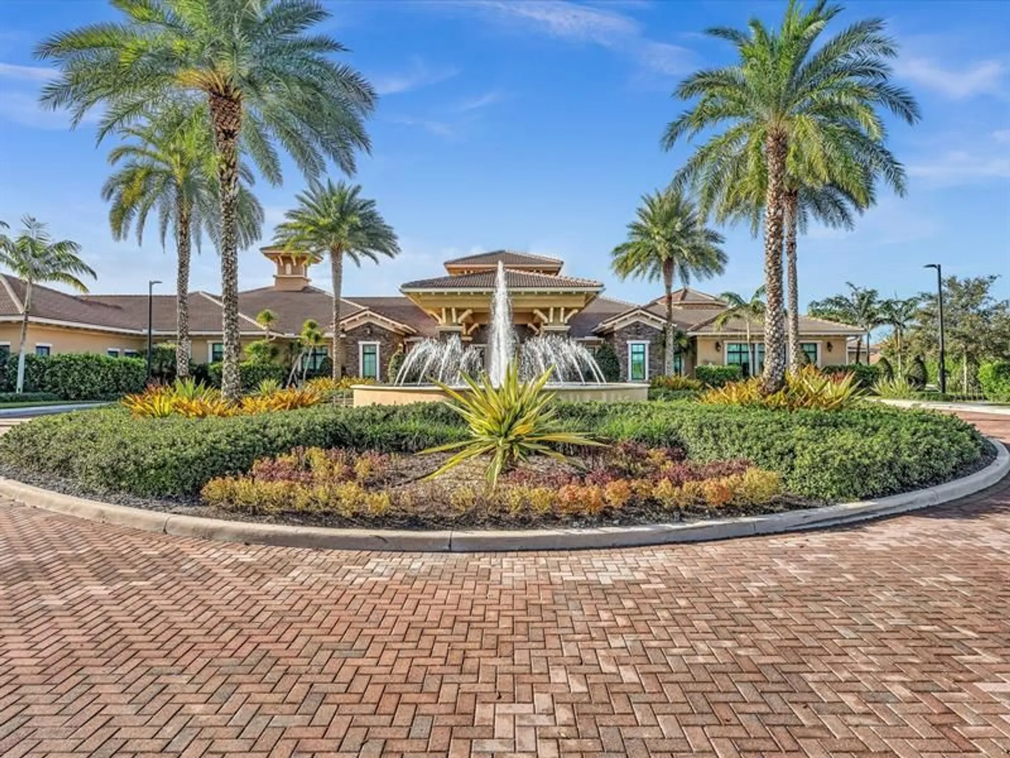Property Slideshow image 86 of 98 | 8928 bastille cir e, Parkland, FL, 33076