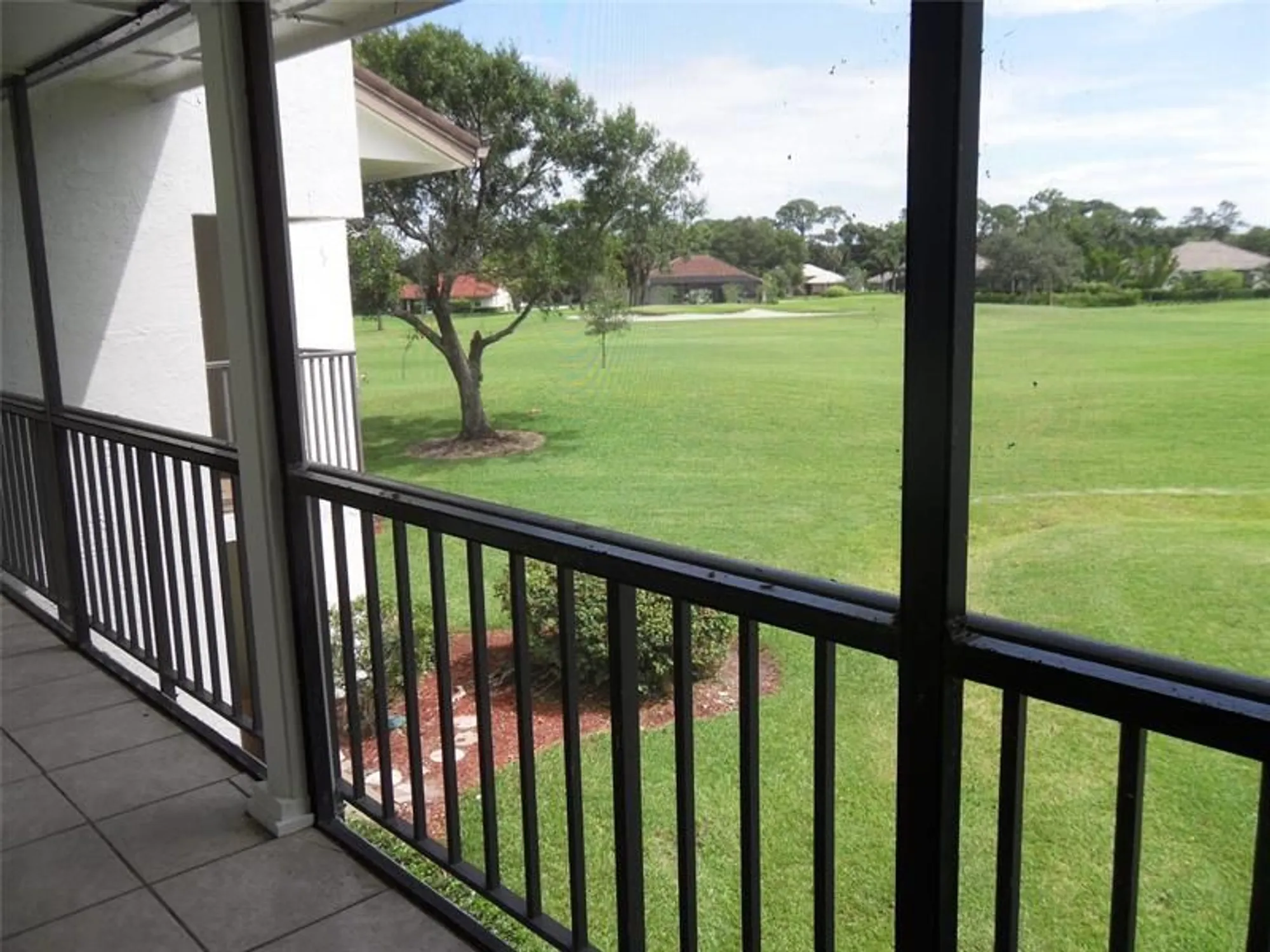 Property Slideshow image 6 of 28 | 3500 twin lakes ter apt 202, Fort Pierce, FL, 34951