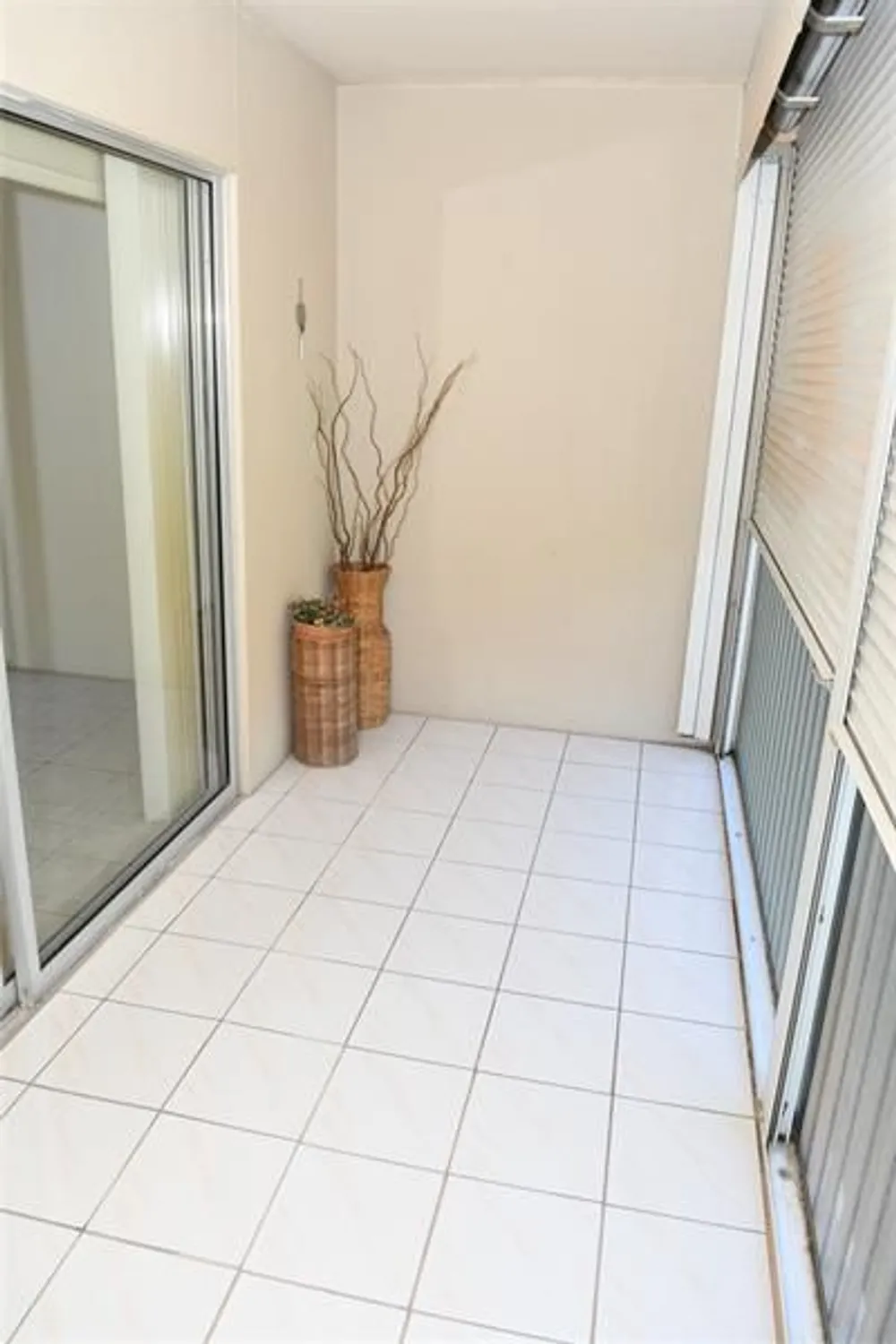 Property Slideshow image 19 of 26 | 1501 sw 131st way apt 304, Pembroke Pines, FL, 33027