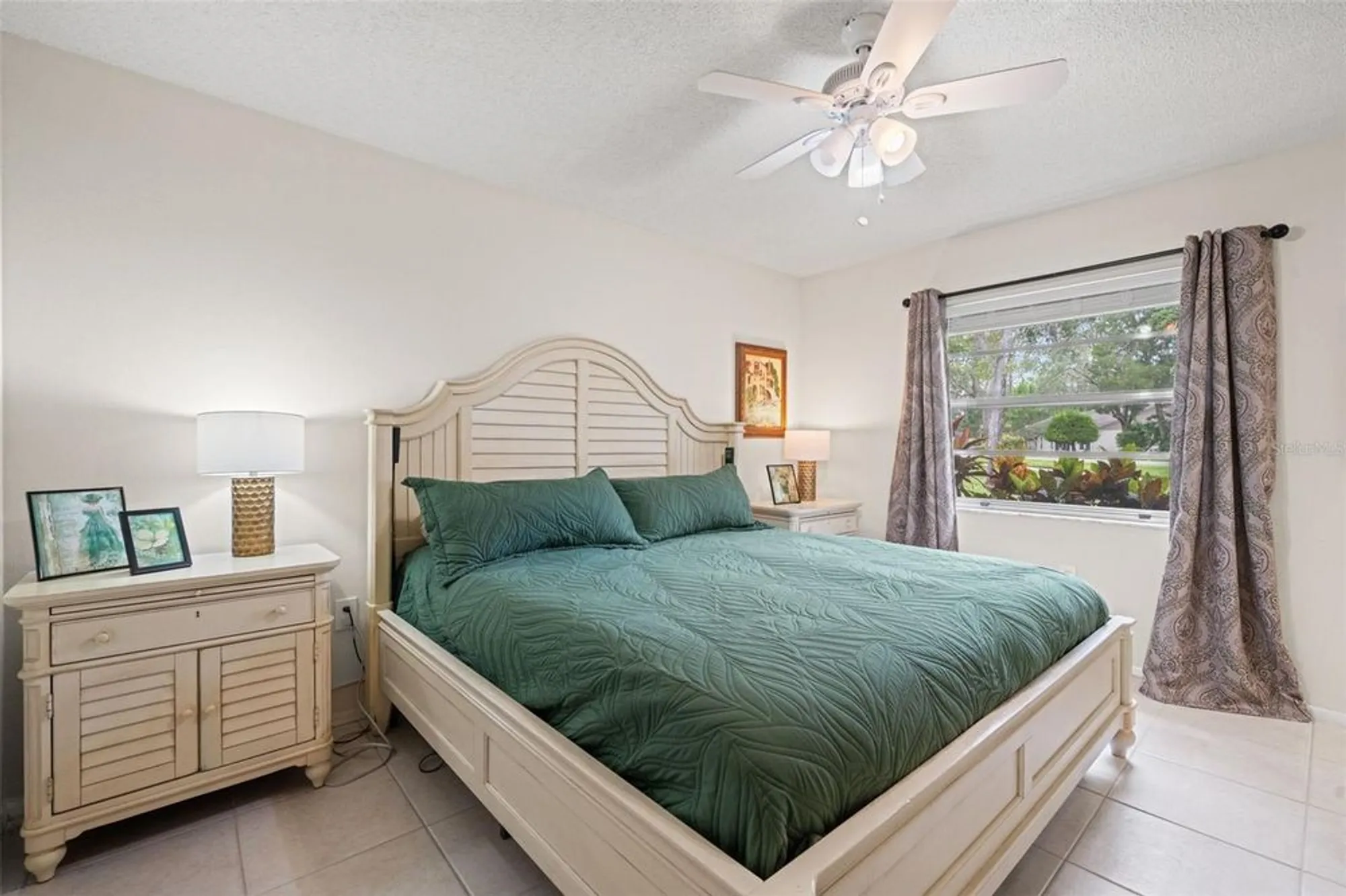 Property Slideshow image 9 of 47 | 2341 masters ct, Spring Hill, FL, 34606