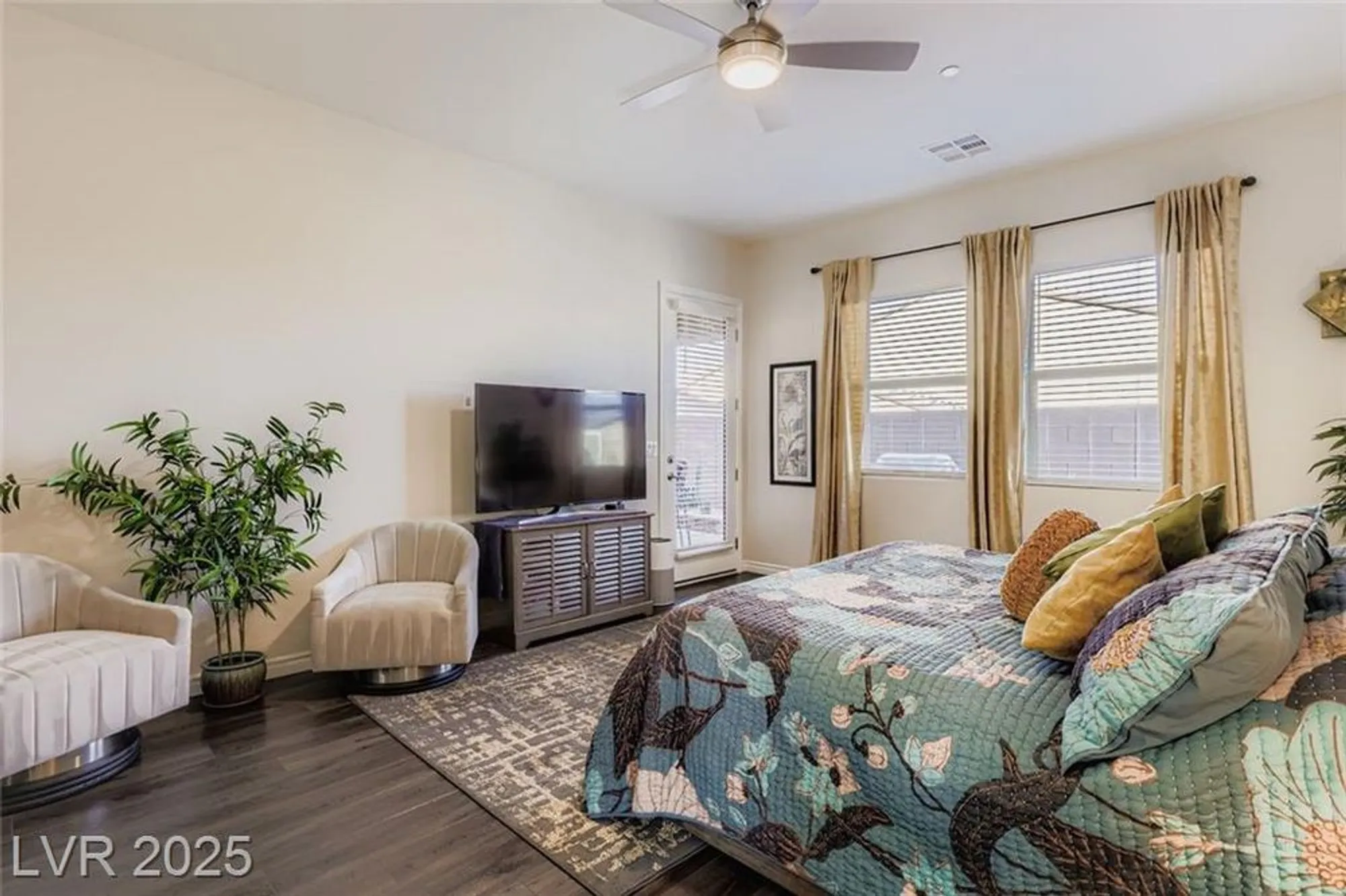 Property Slideshow image 18 of 58 | 316 gillespie glen ave, Henderson, NV, 89011