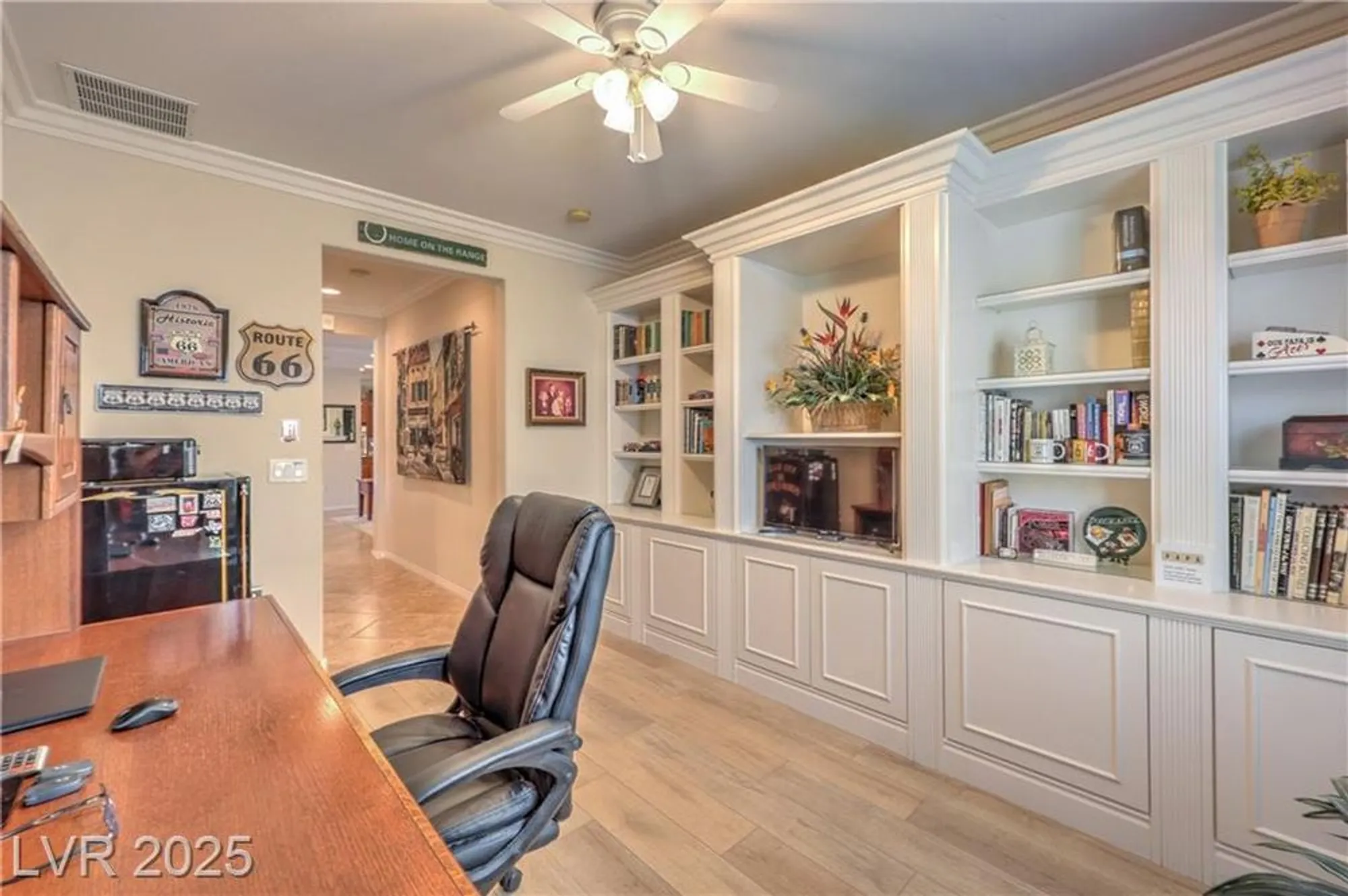 Property Slideshow image 30 of 39 | 2225 blackburn hills ave, Henderson, NV, 89044
