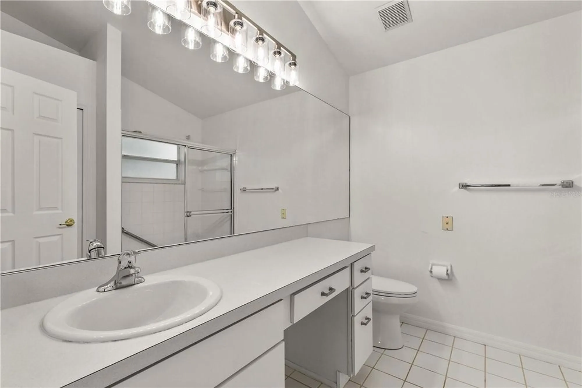 Property Slideshow image 16 of 43 | 3562 eversholt st, Clermont, FL, 34711