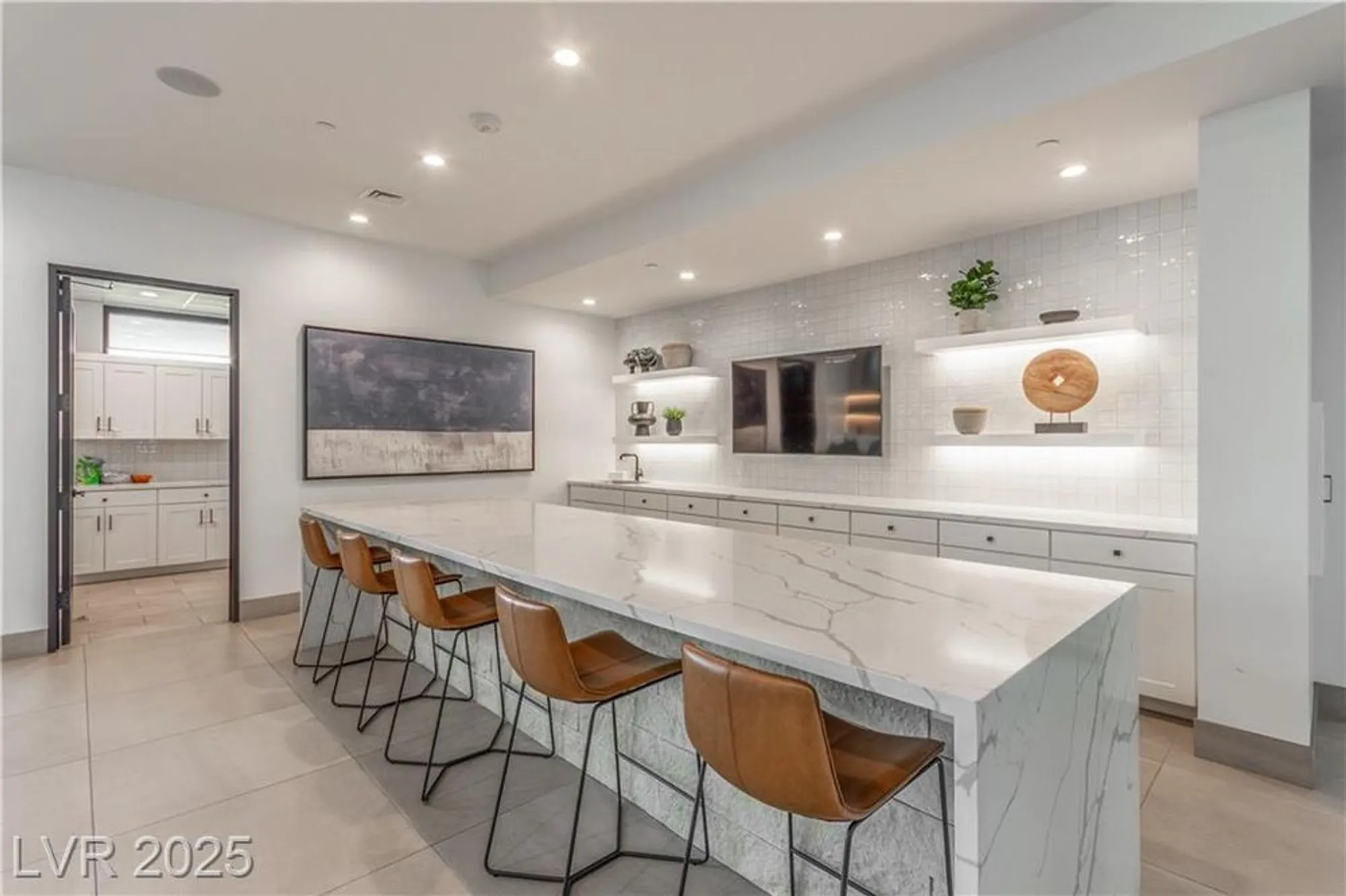 Property Slideshow image 26 of 43 | 905 belleforte ln, Las Vegas, NV, 89138