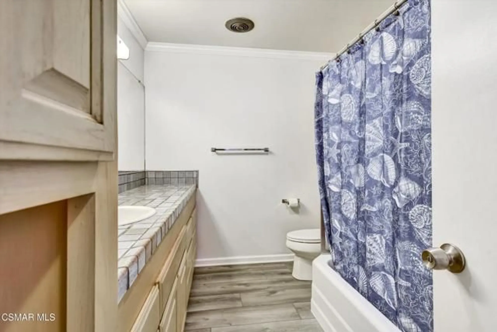 Property Slideshow image 21 of 58 | 161 w bay blvd, Port Hueneme, CA, 93041