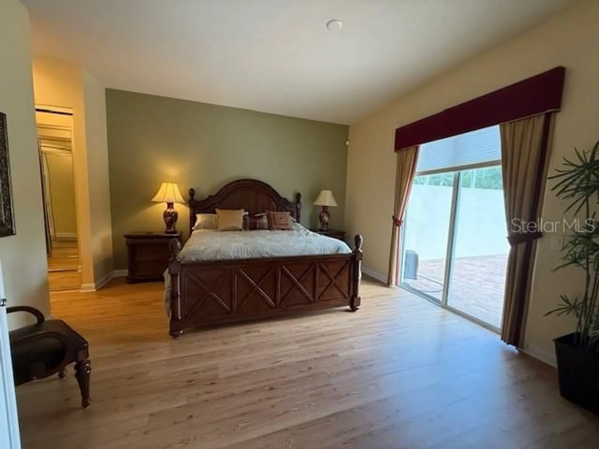 Property Slideshow image 15 of 56 | 5962 roseto pl, Sarasota, FL, 34238