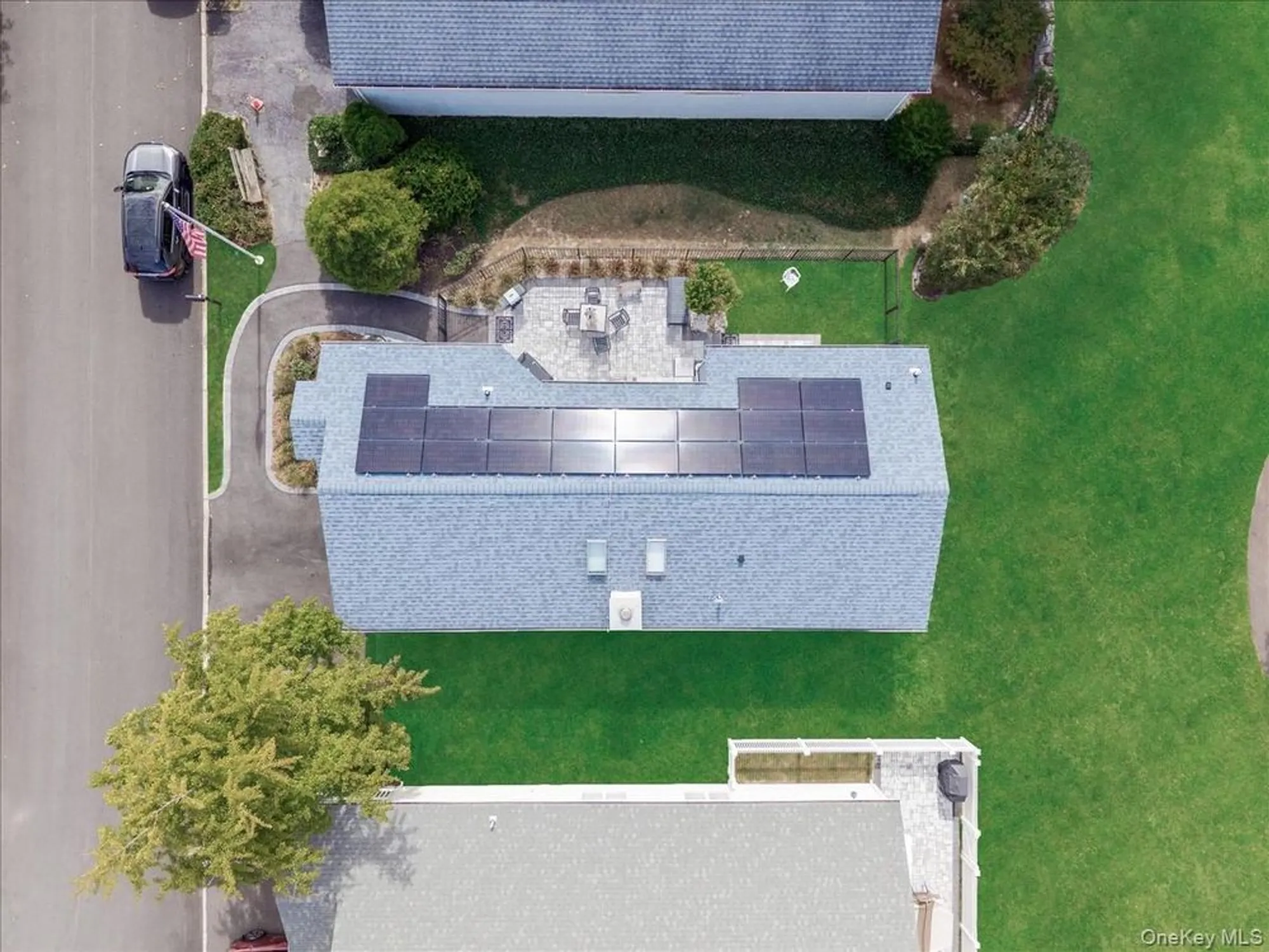 Property Slideshow image 23 of 32 | 2 limetree dr, Manorville, NY, 11949