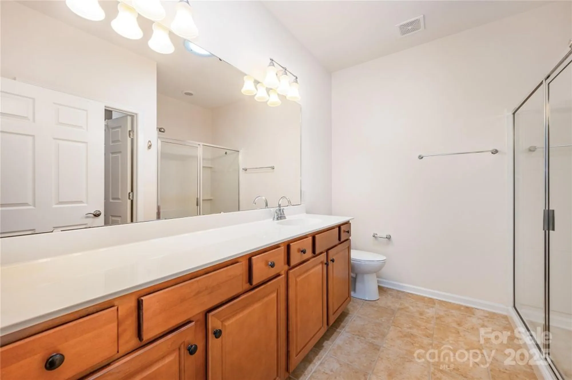 Property Slideshow image 13 of 17 | 23016 whimbrel cir, Fort Mill, SC, 29707